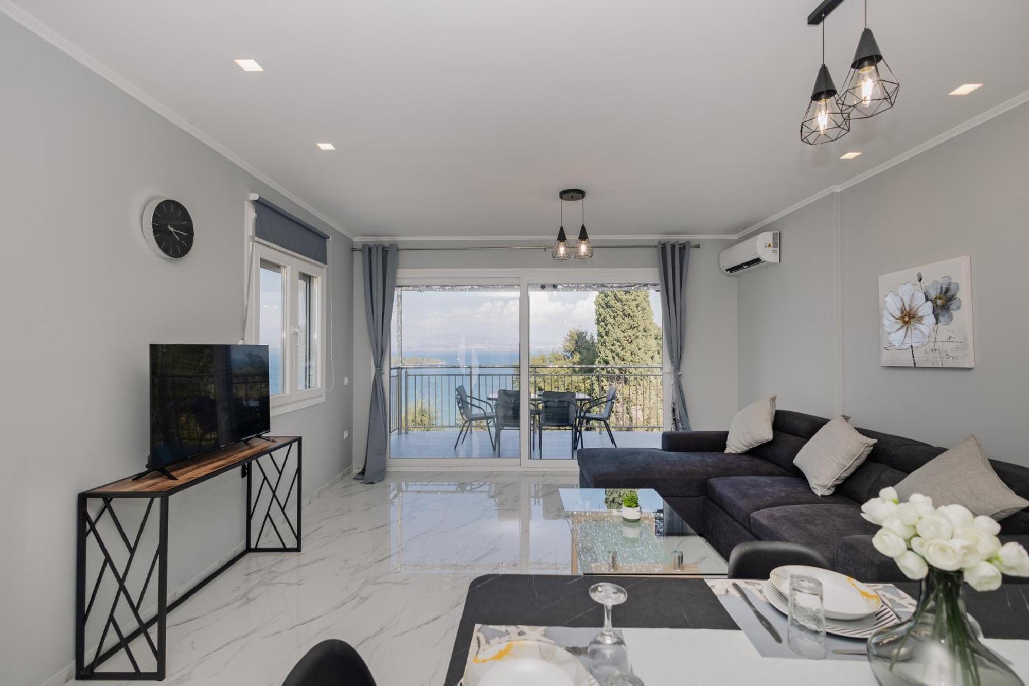 The Iconic Sea View Holiday home Alykes Potamou