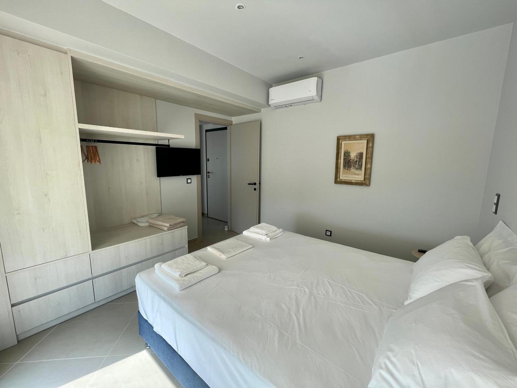 Calma Lefkada Apartment Athanion