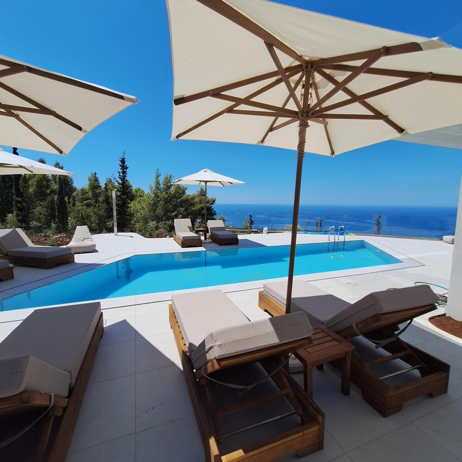 Calma Lefkada