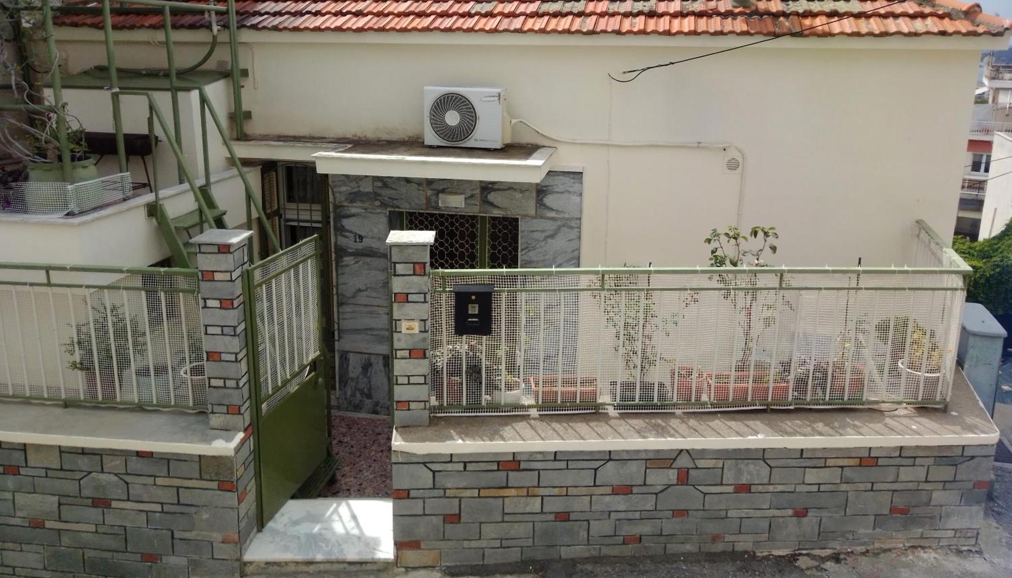 Apartment Giannis And Aristi's House