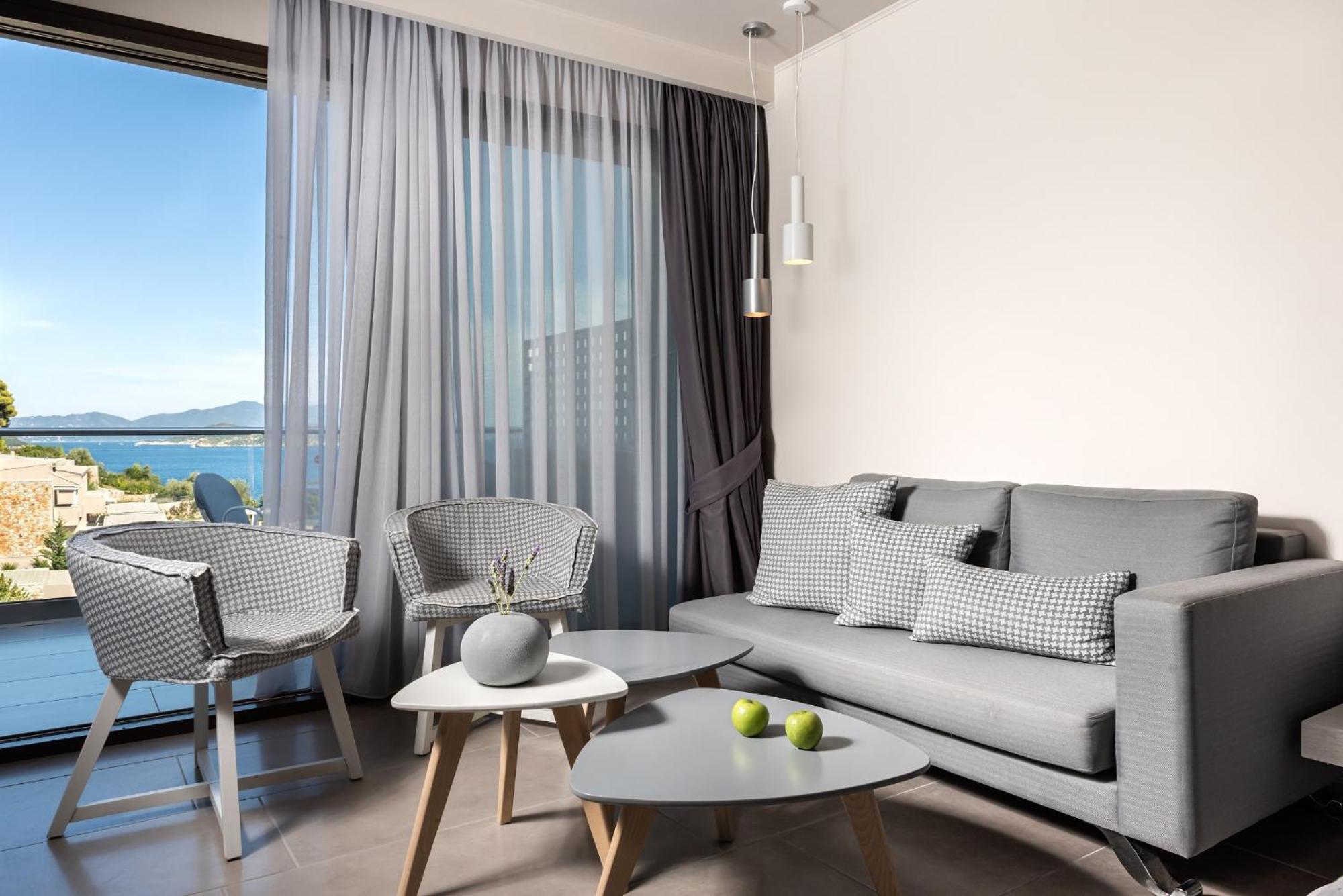 Kassandra Bay Resort, & Hotel Katsaros (Skiathos)