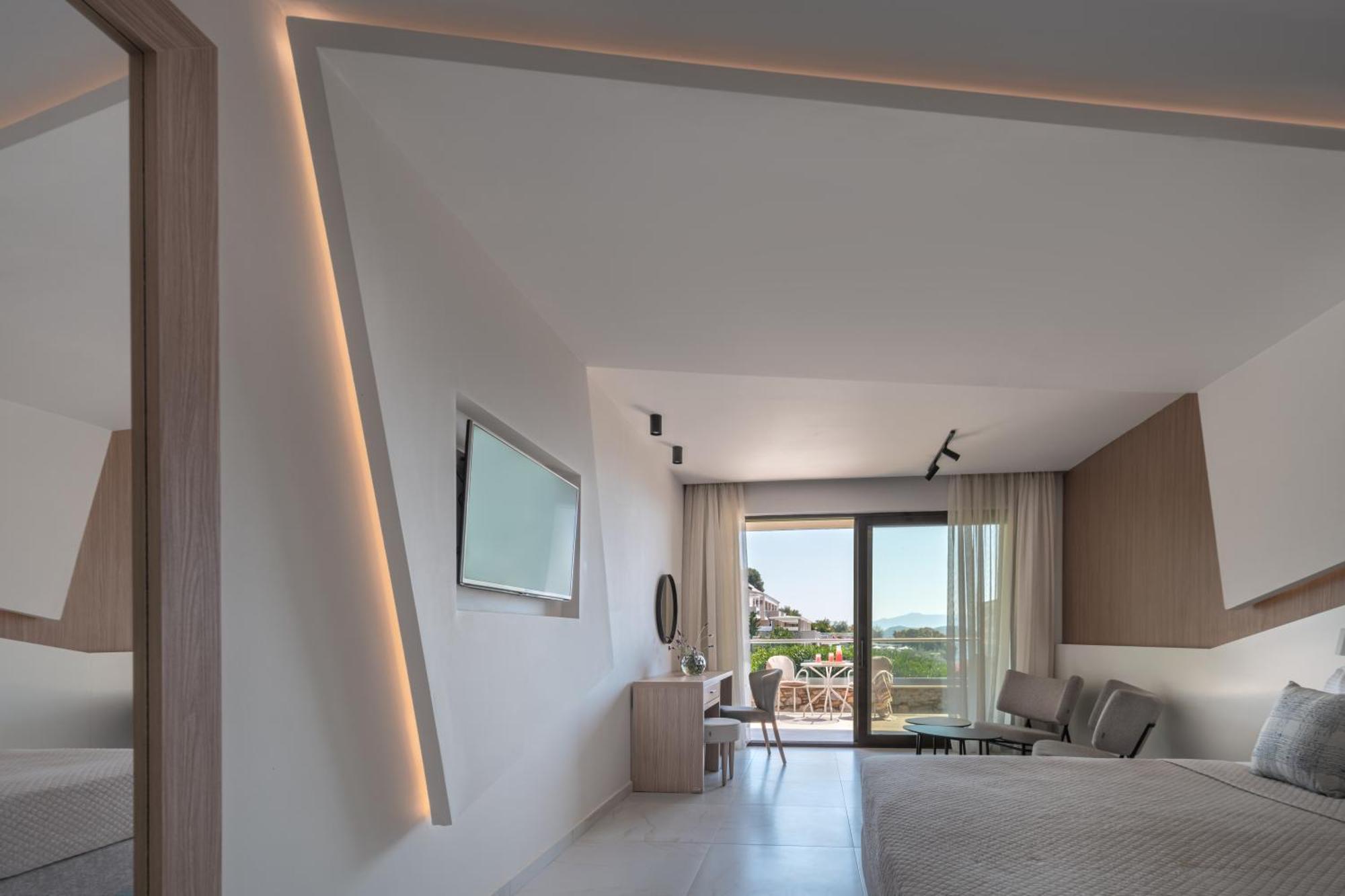 Hotel Kassandra Bay Resort, & 5*