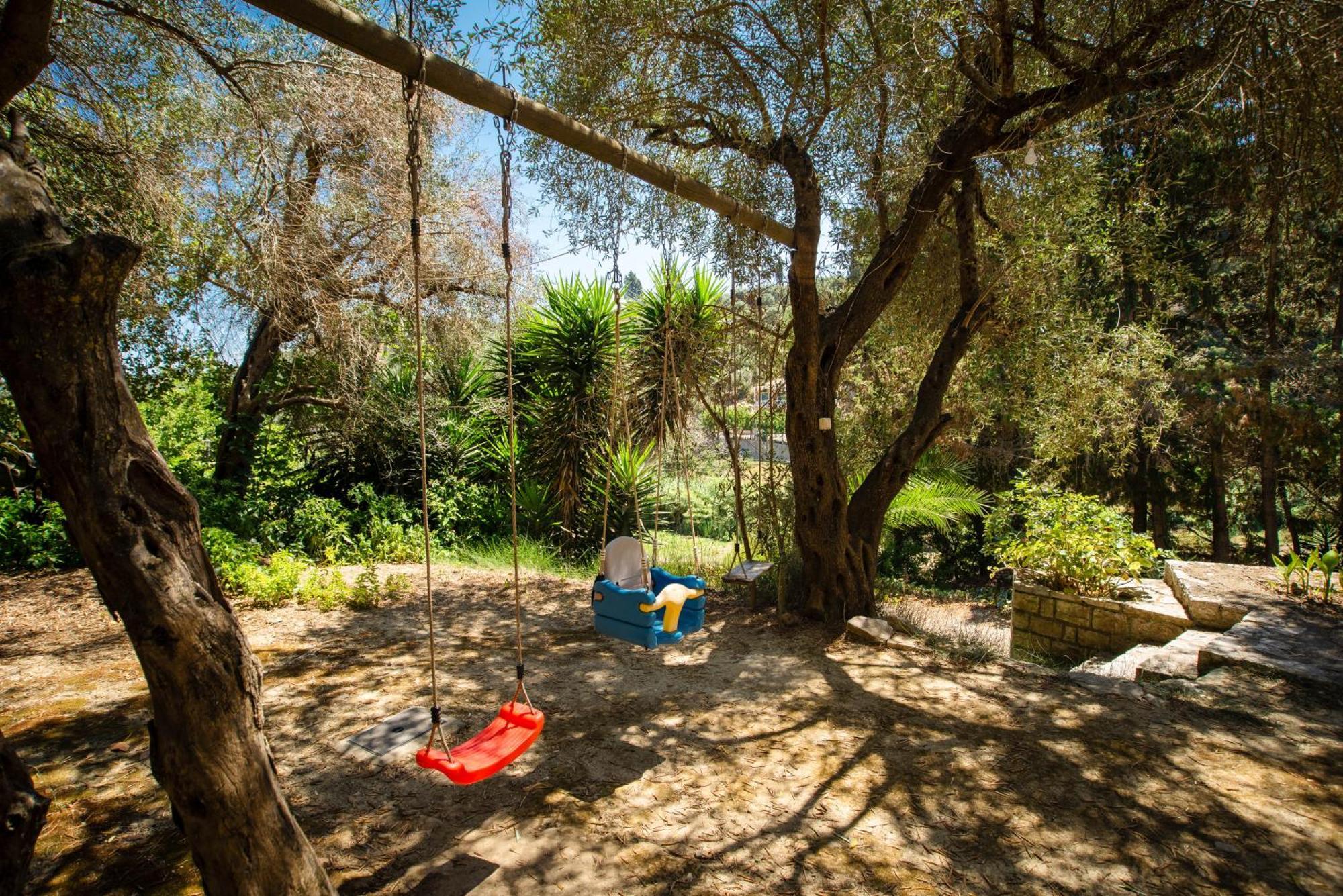 Anneta Guest house Vitalades