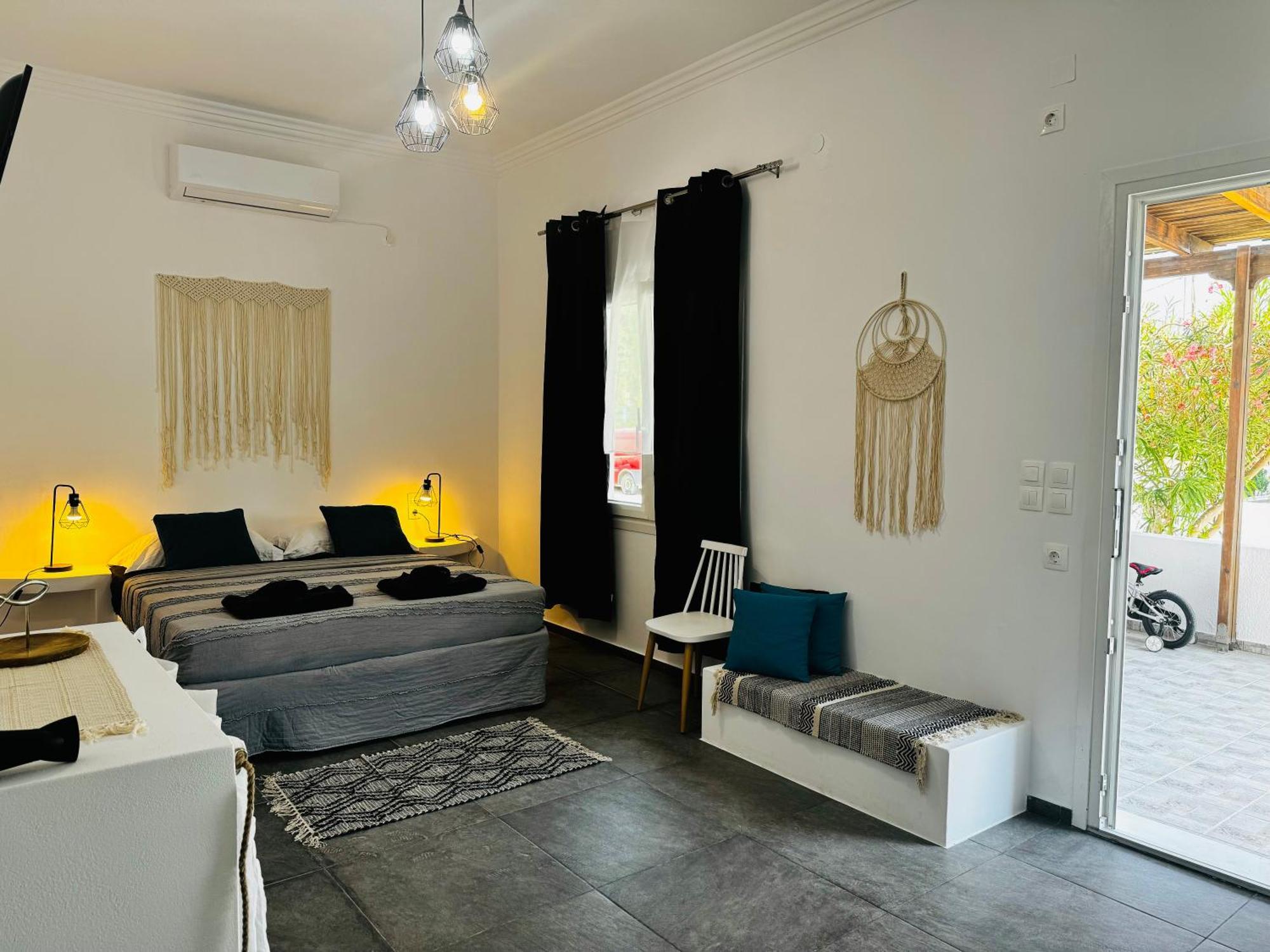 Eris Apartment *
