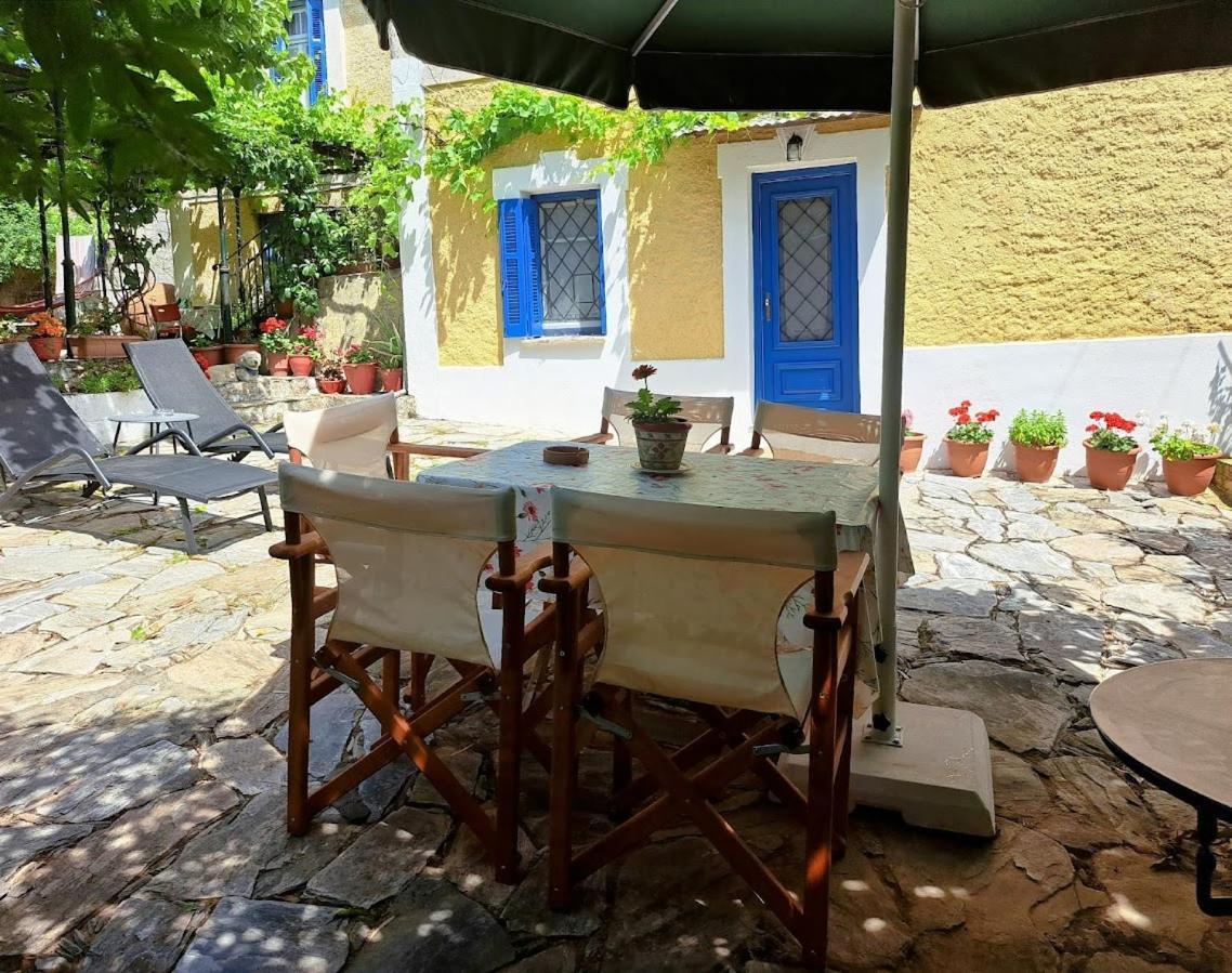 Holiday home Yard Of Epicurus - η αυλή του επίκουρου *
