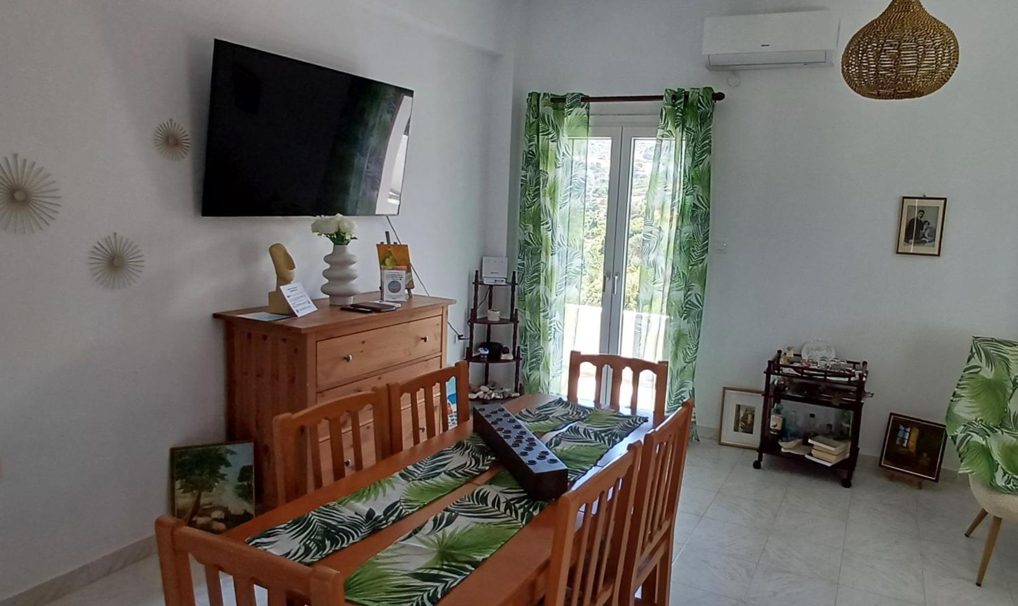 Margeo View House In Mpatsi, Andros Holiday home *