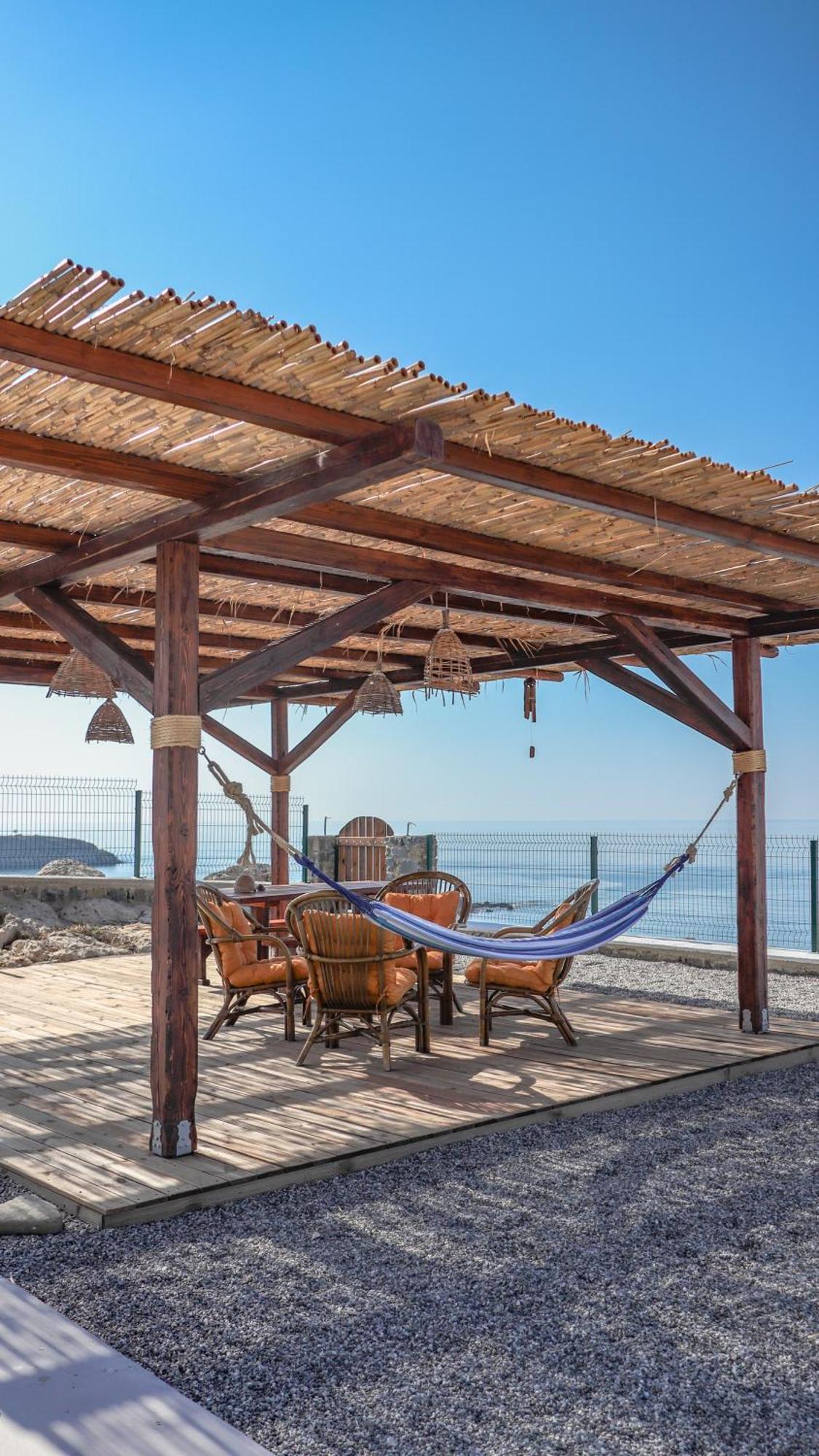 Blue Heaven Kerami Holiday home *