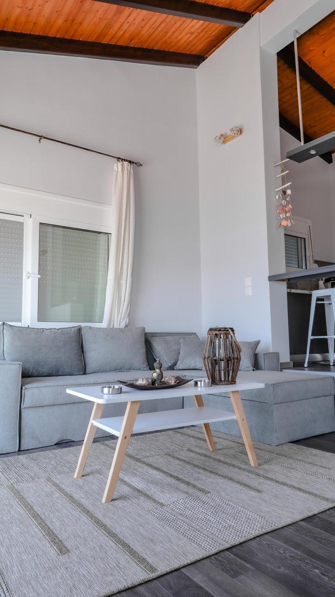 Blue Heaven Kerami Holiday home