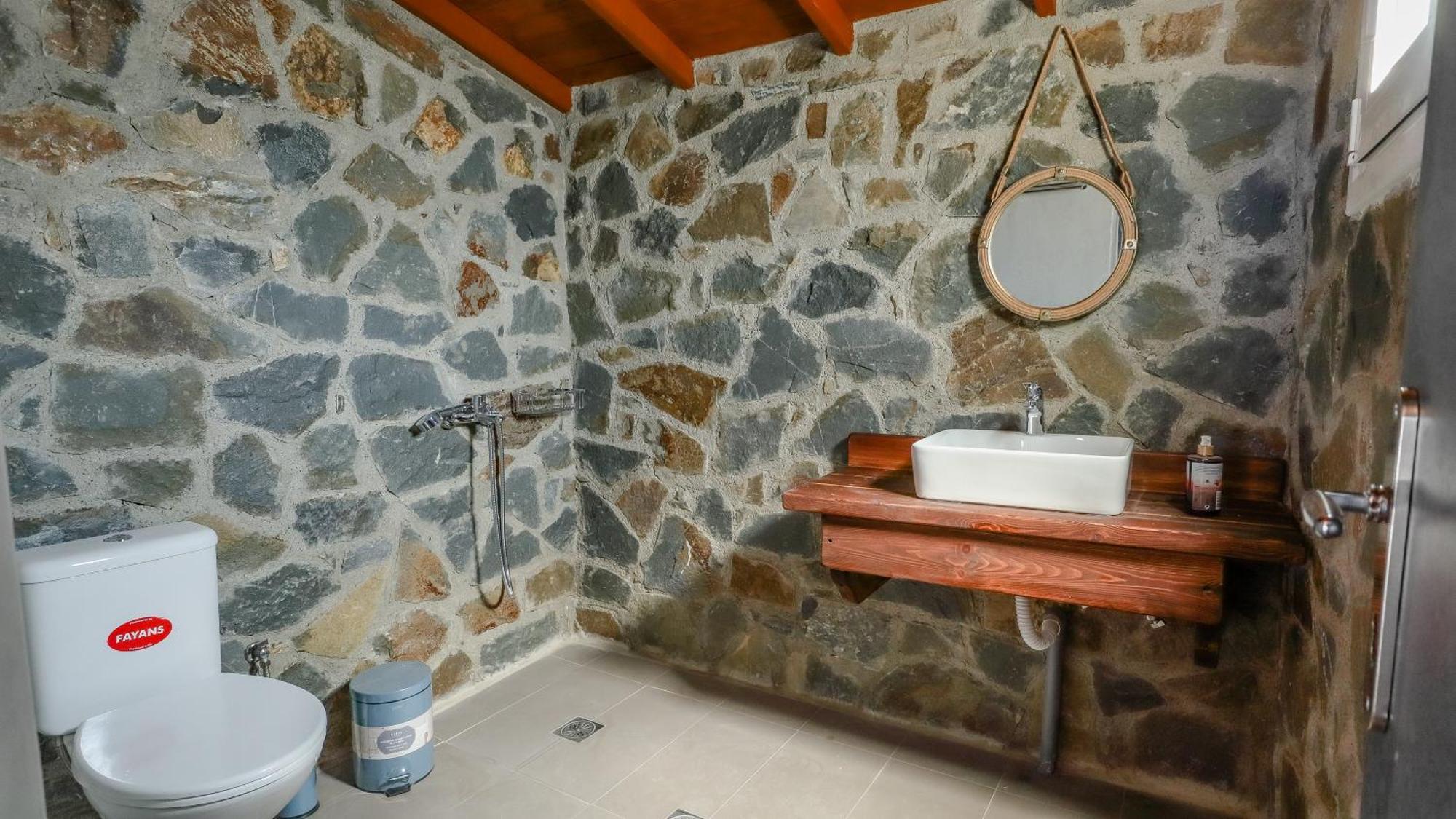 Blue Heaven Kerami Holiday home *