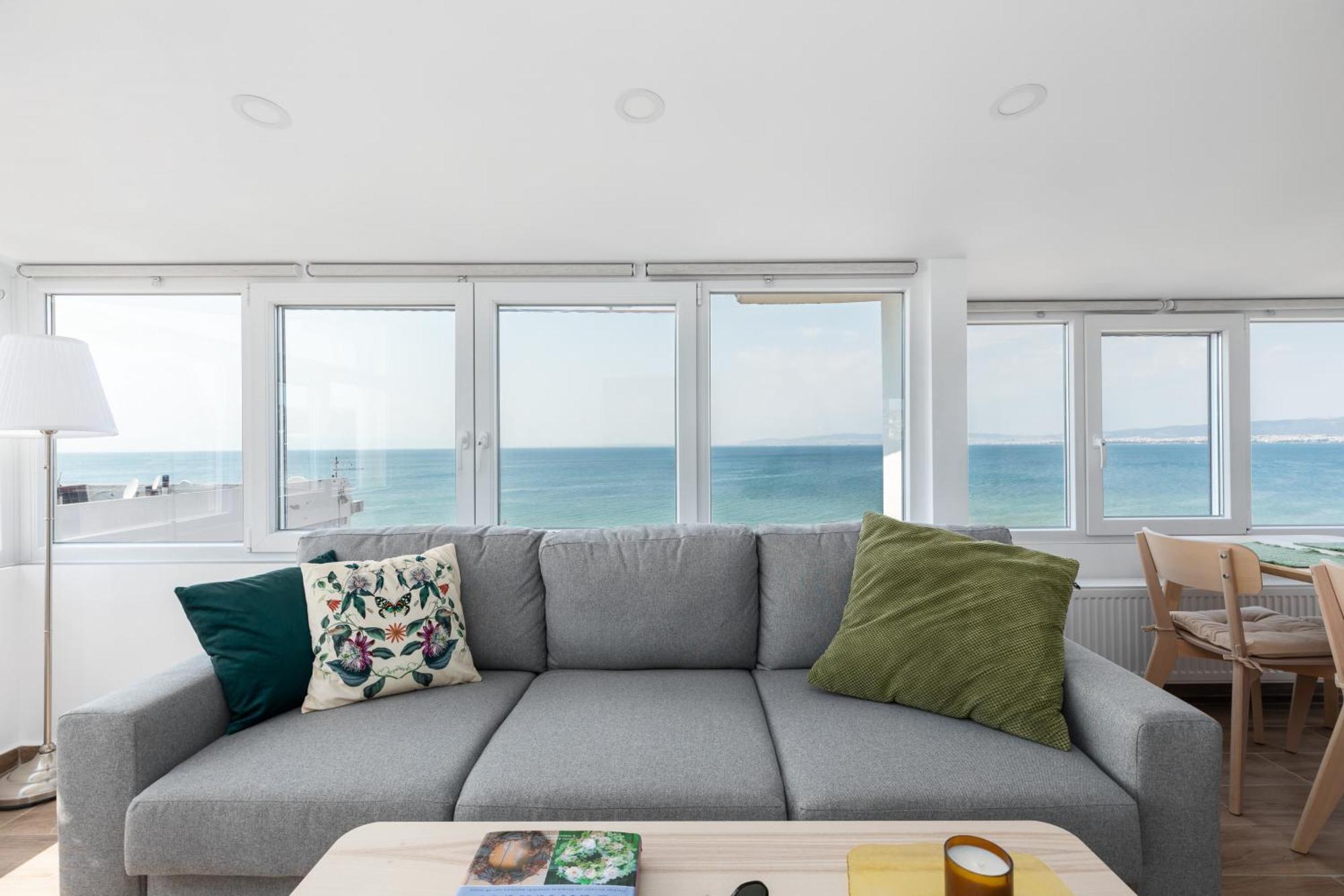 Malibu By Halu! Seaside In Perea Apartment *