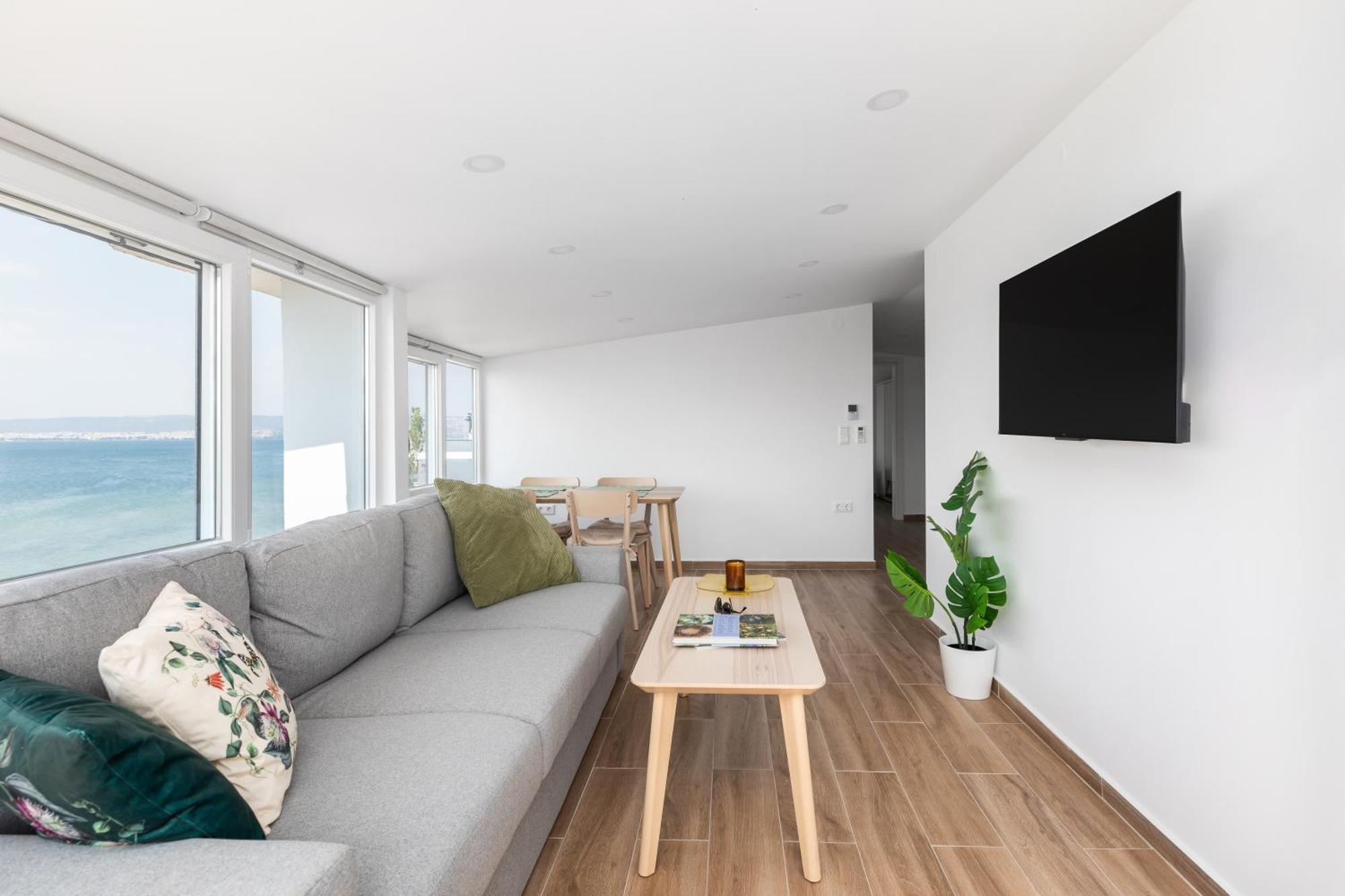 Apartment Malibu By Halu! Seaside In Perea Skala Neon Epivaton