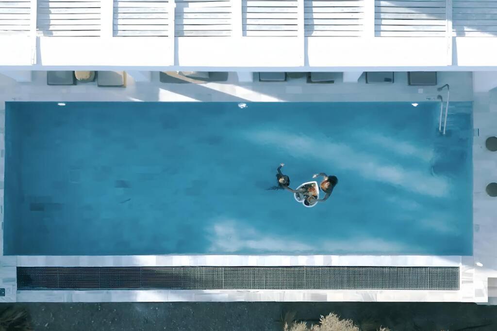 Villa Seadream *