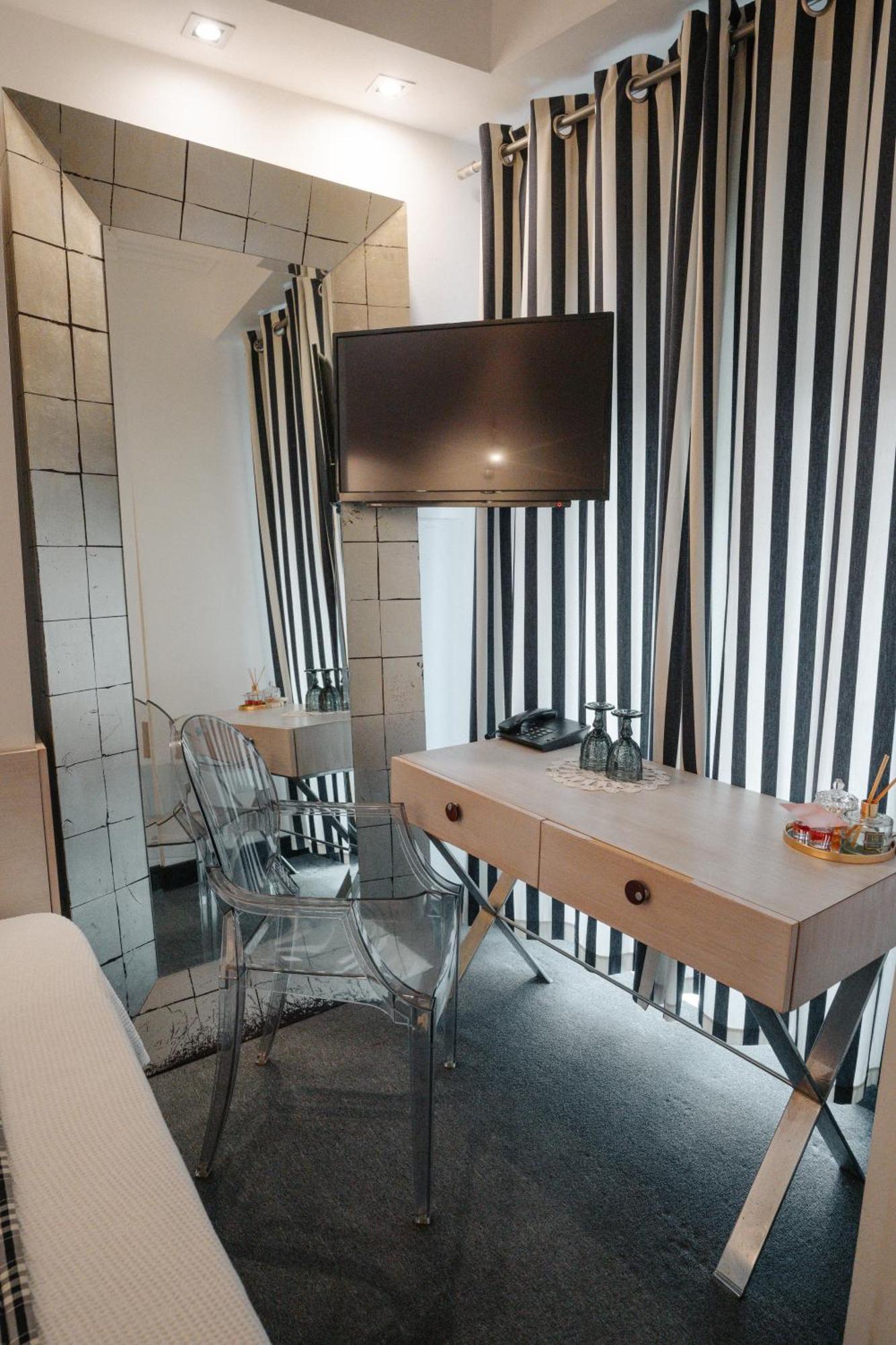 Andromeda Boutique Kastoria