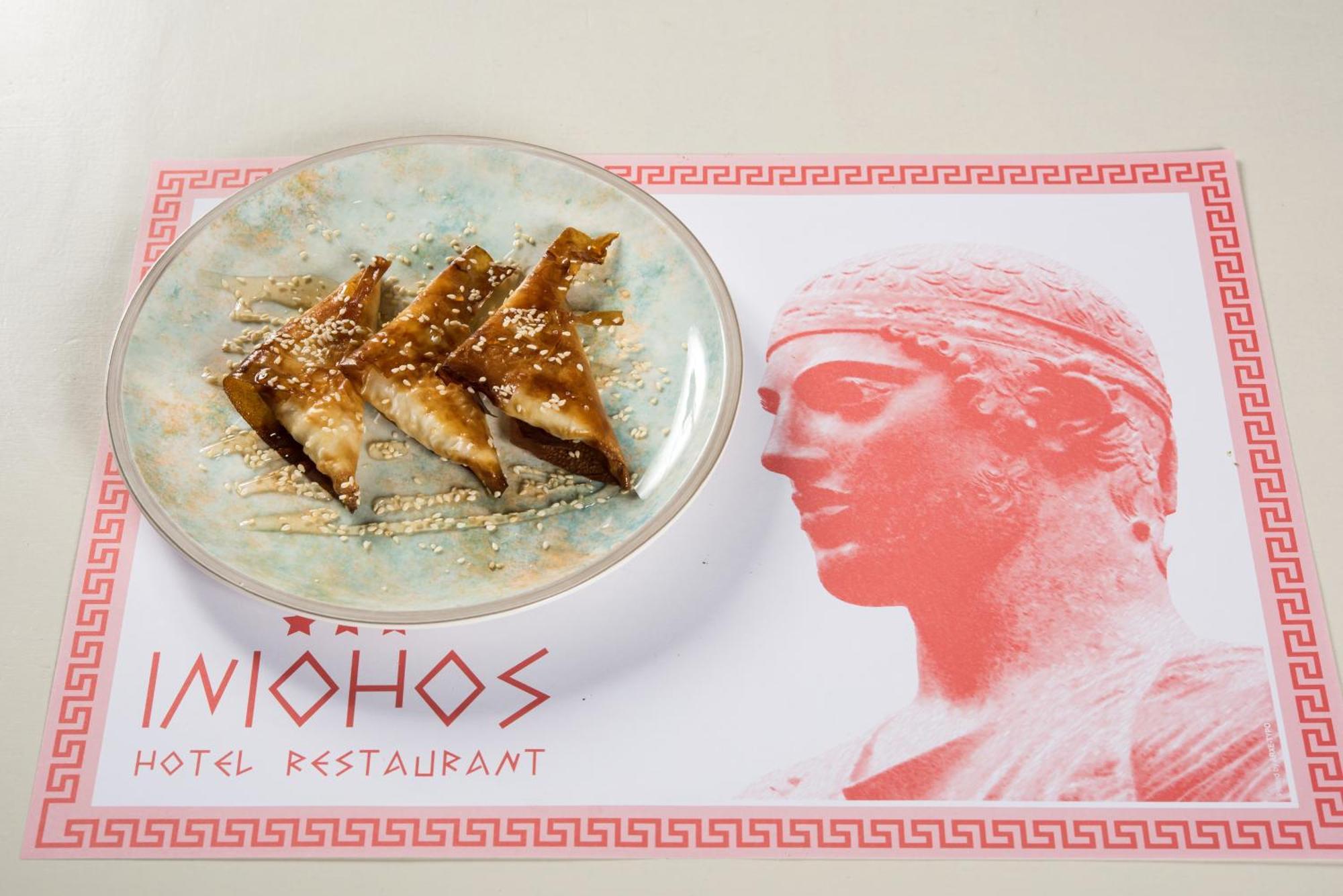 Iniohos 3* Delphi