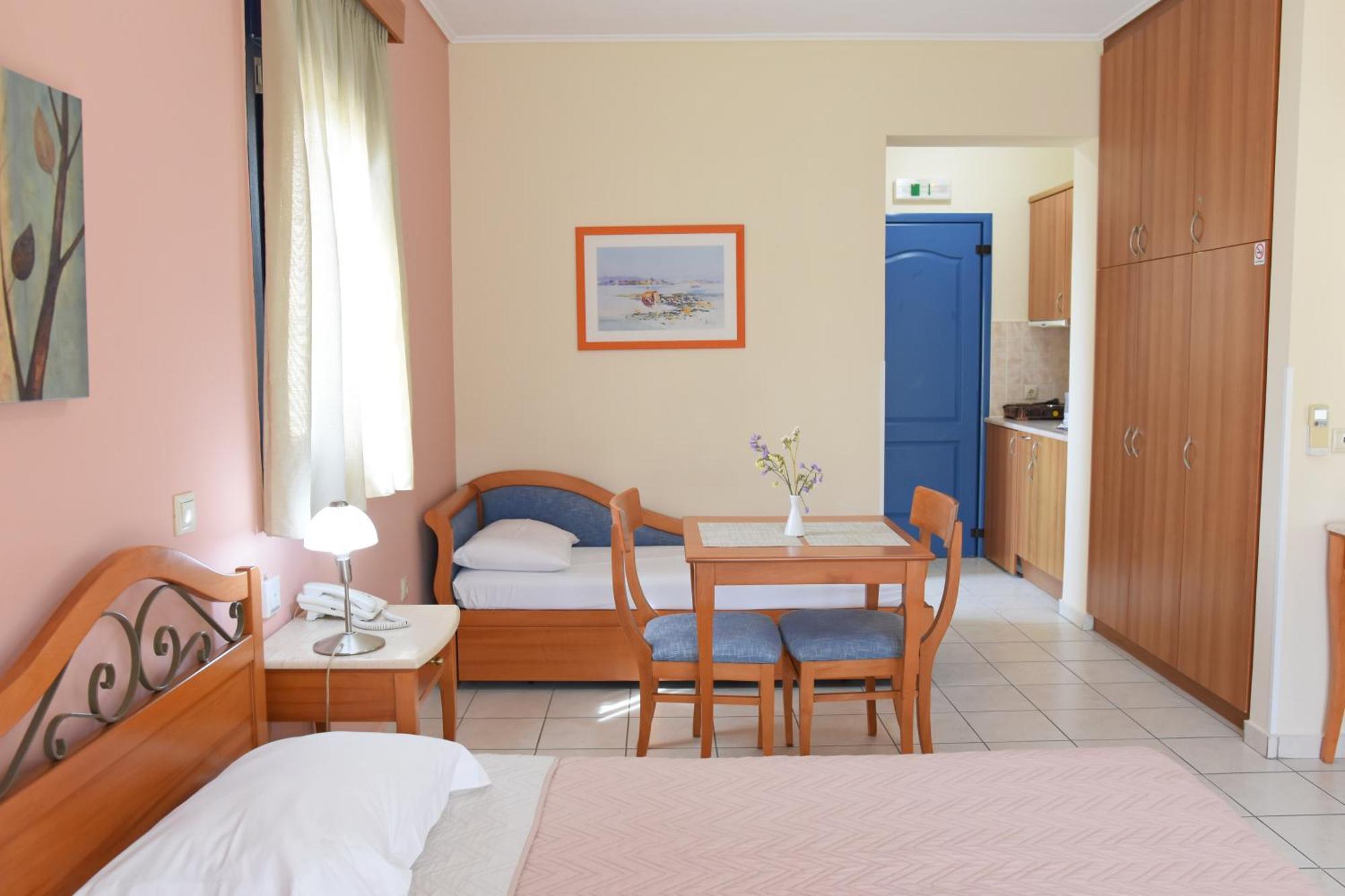 Emporios Bay Chios Aparthotel