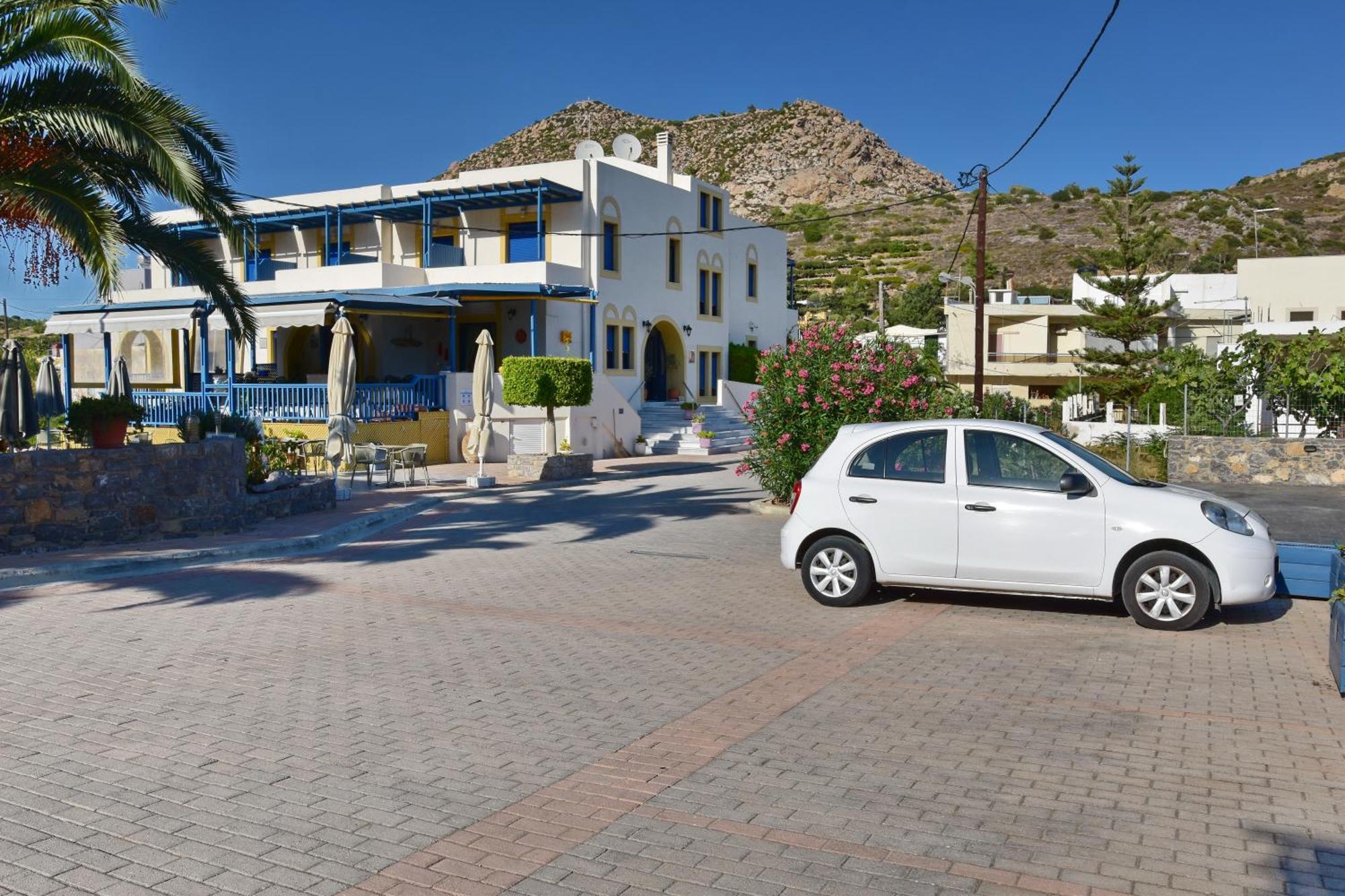 Emporios Bay Chios Aparthotel