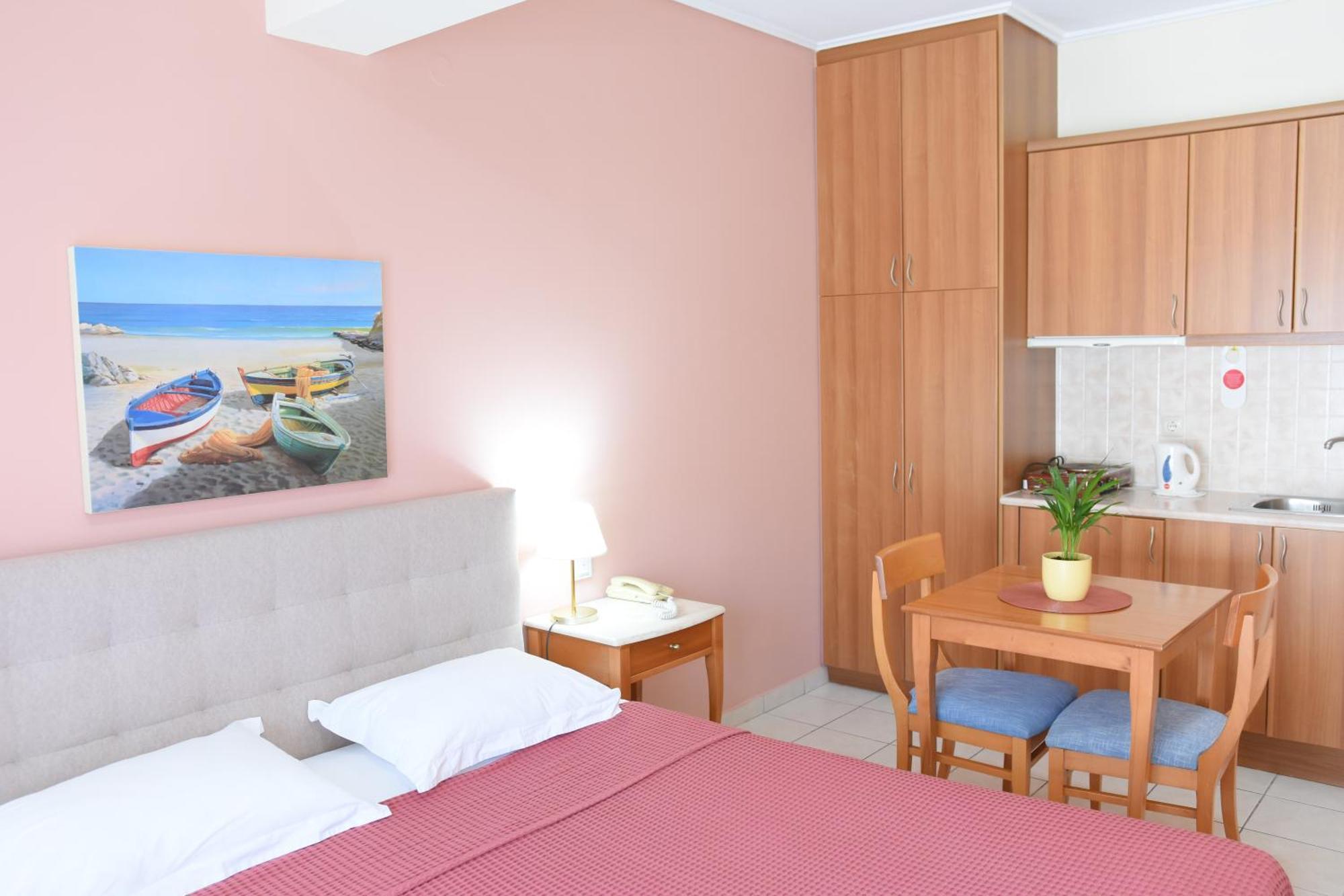 Aparthotel Emporios Bay Chios 3*