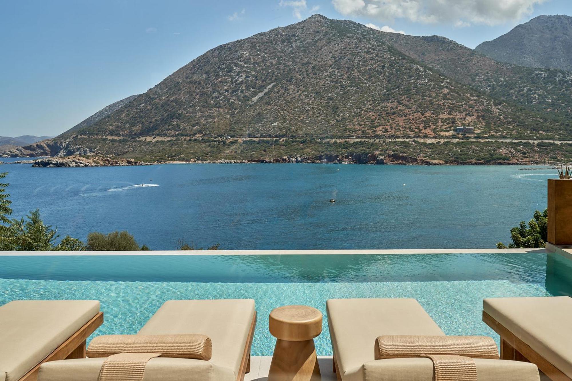 Ficus Seafront Villa, Eco Pool & Close To Beach, By Thinkvilla * Bali (Crete)