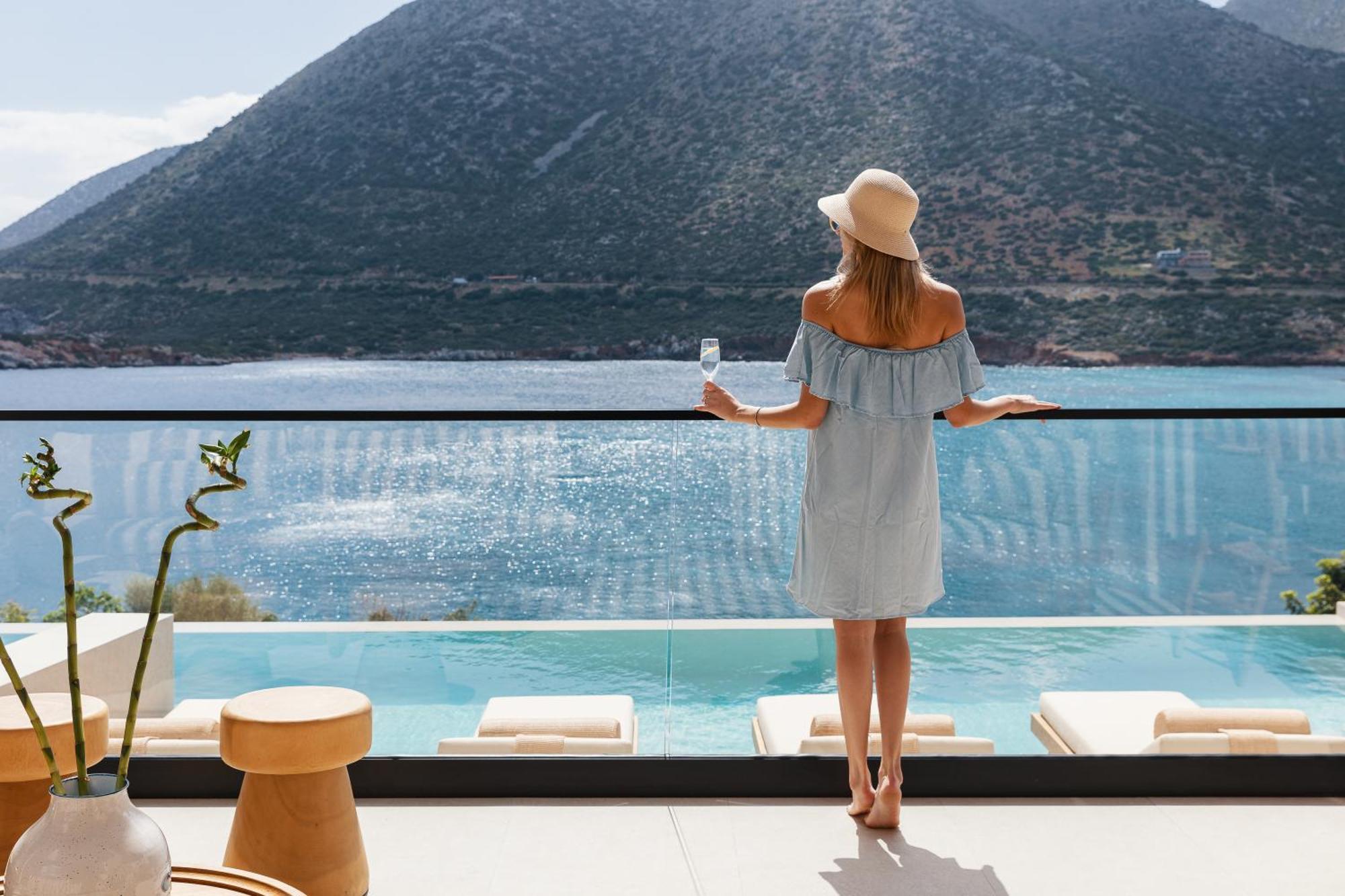 Villa Ficus Seafront Villa, Eco Pool & Close To Beach, By Thinkvilla
