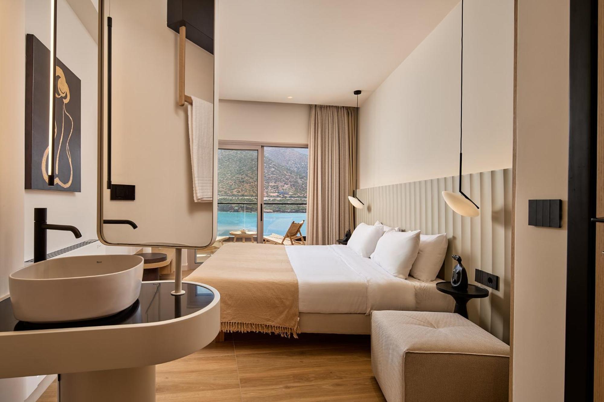 Villa Ficus Seafront Villa, Eco Pool & Close To Beach, By Thinkvilla *