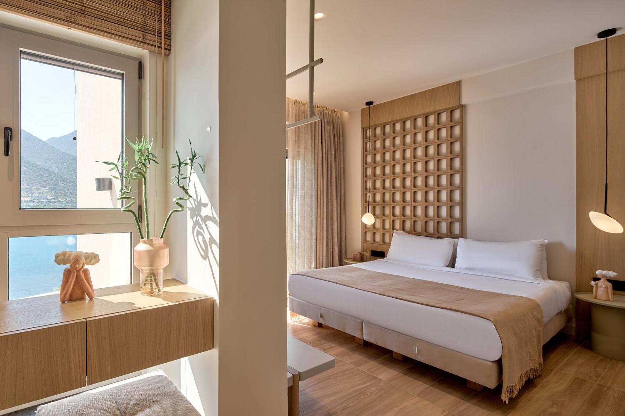 Ficus Seafront Villa, Eco Pool & Close To Beach, By Thinkvilla Villa Bali (Crete)