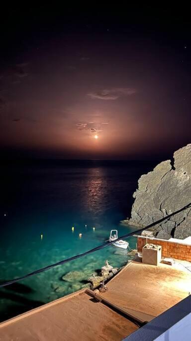 Apartment Coastline Of Paradise 3 Paranimfoi