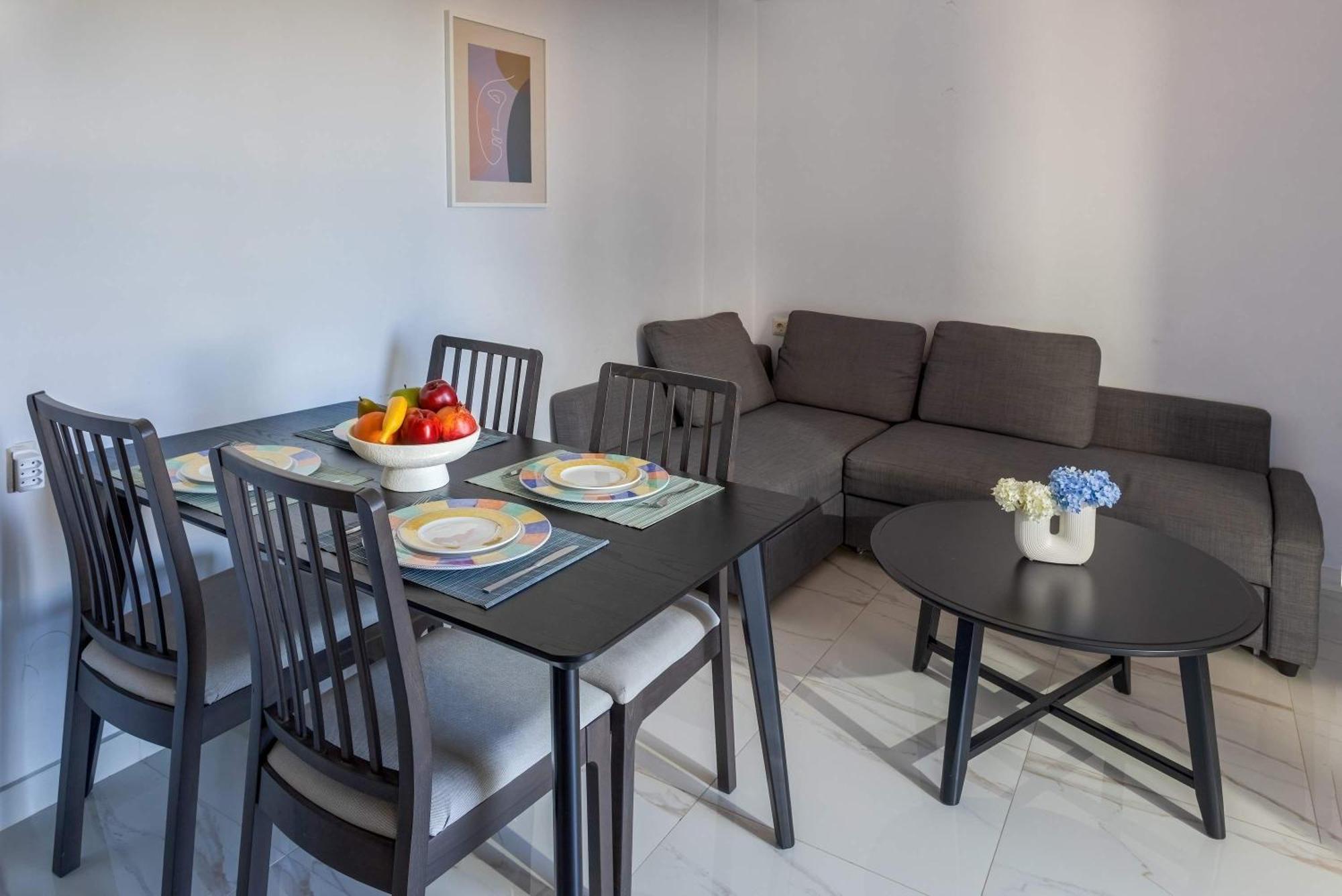 Apartment Seaview Oasis Chic 2-bed Boutique *