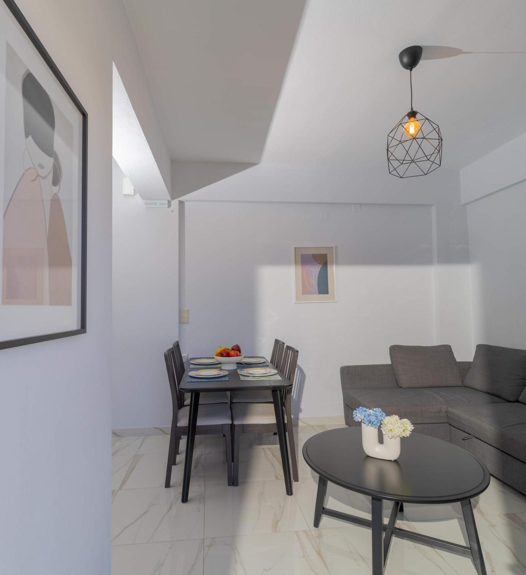 Seaview Oasis Chic 2-bed Boutique Apartment *