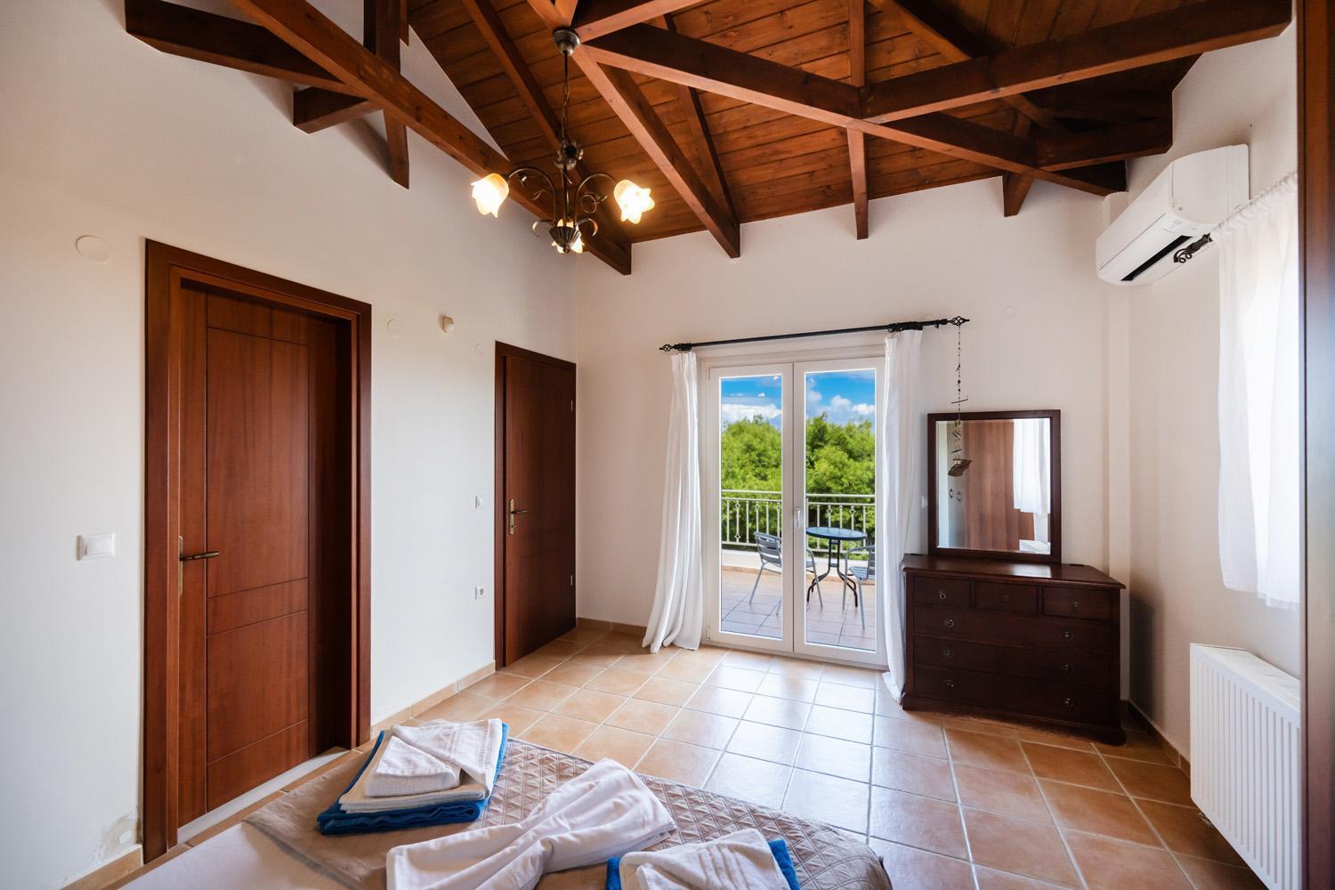 Eudora Villa