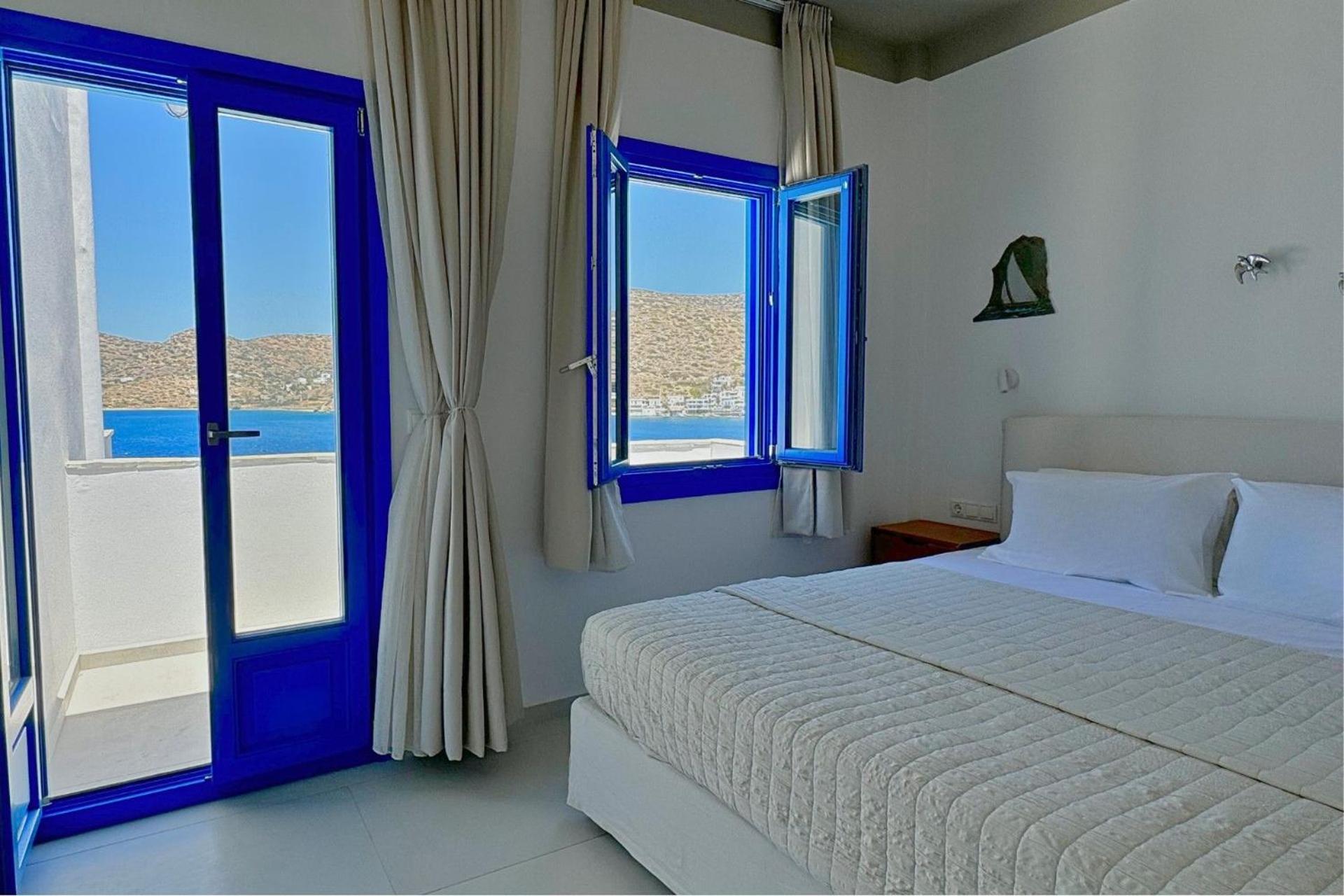 Aparthotel Eleni On The Katapola