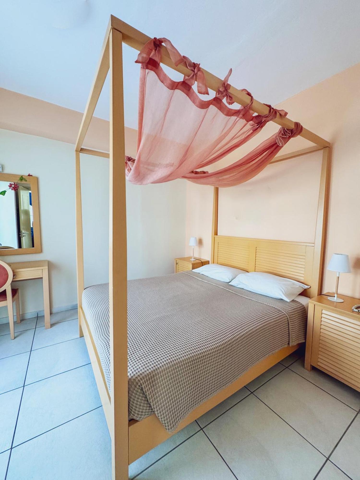 Emporios Bay Chios Aparthotel Emporeios (Chios)