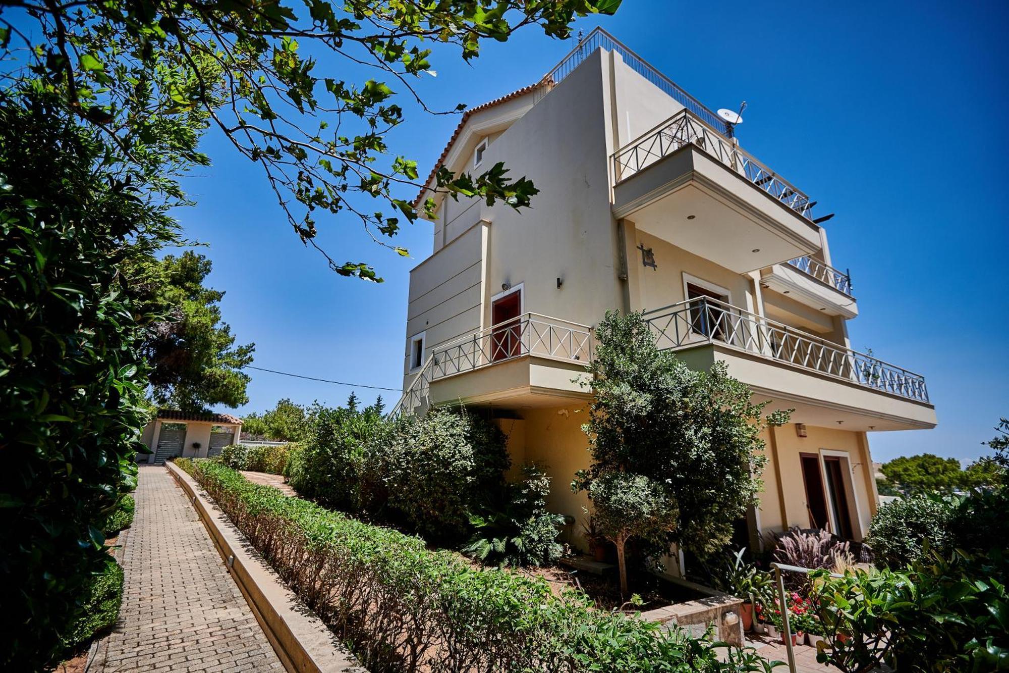 Apartment Luxury With Pool Pallini (East Attica)