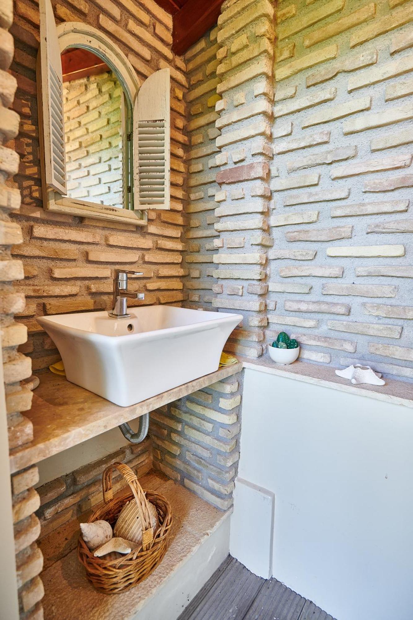 Luxury With Pool Pallini (East Attica)