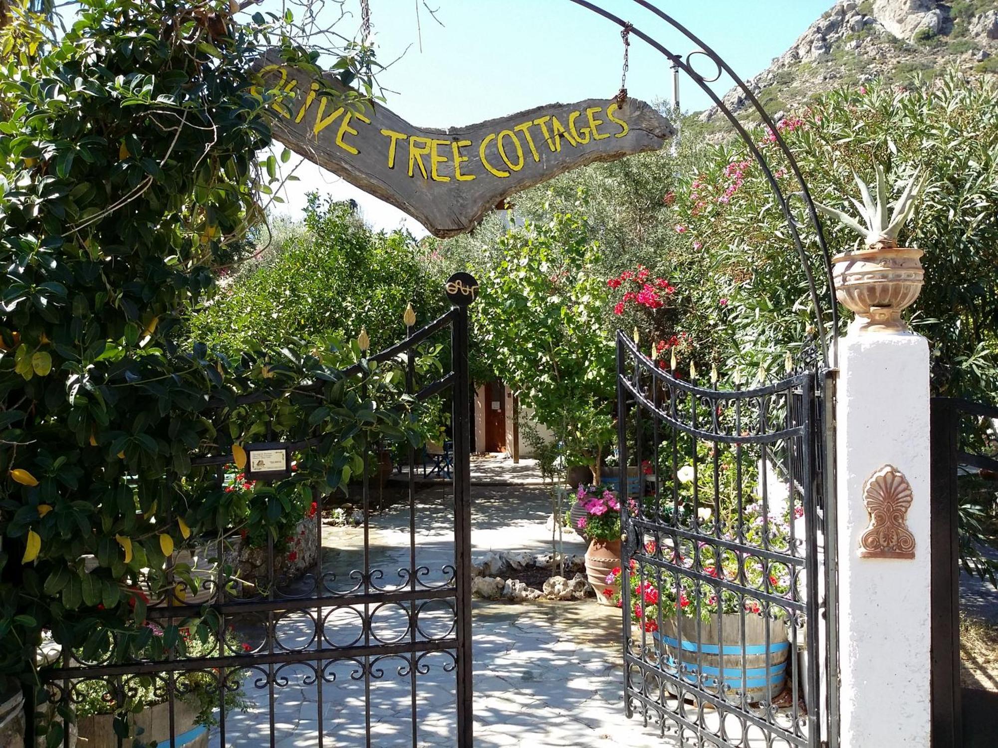 Stunning 2-bedrooms Private In