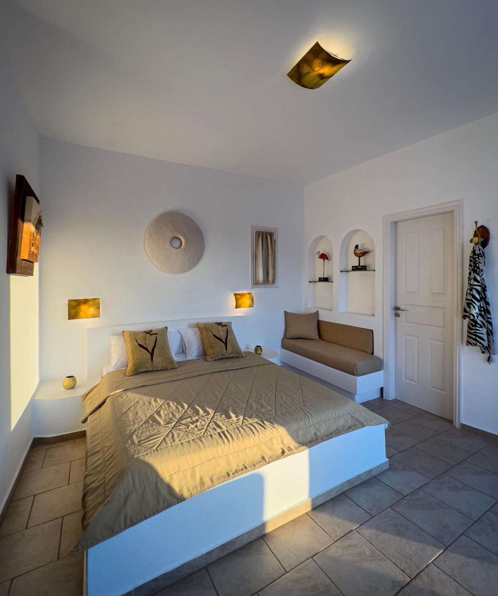 Hotel Chora & 4*