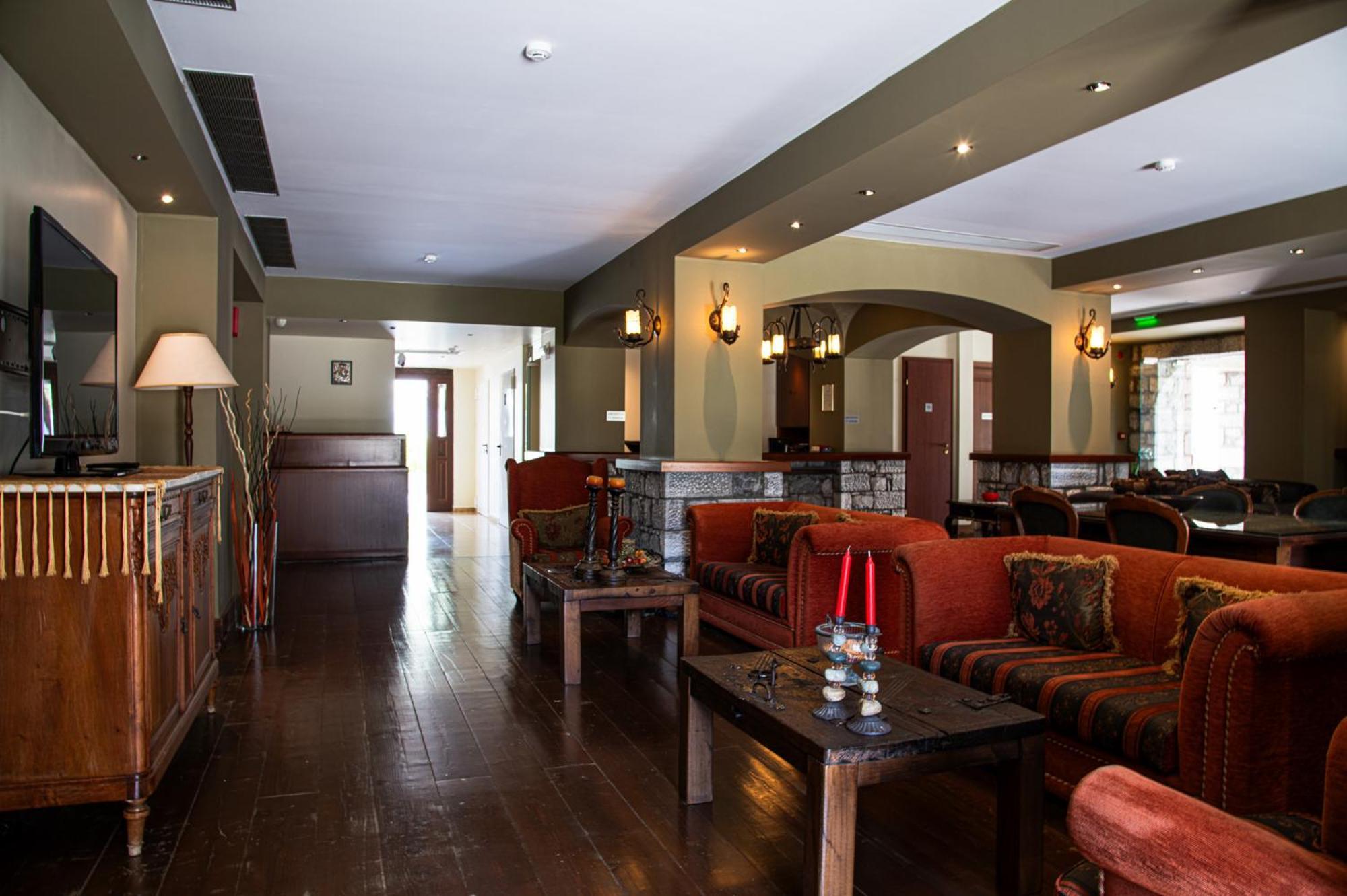 Itilo Traditional Hotel Neo Oitilo