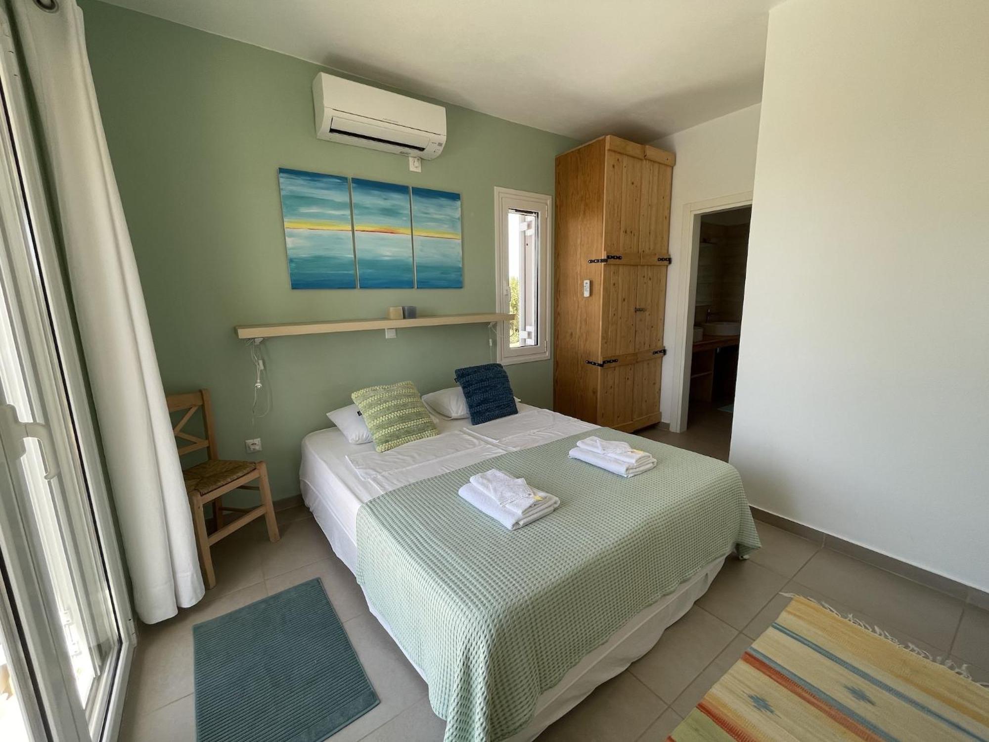 Villa Luxurious In Peloponnese With Swimming Pool