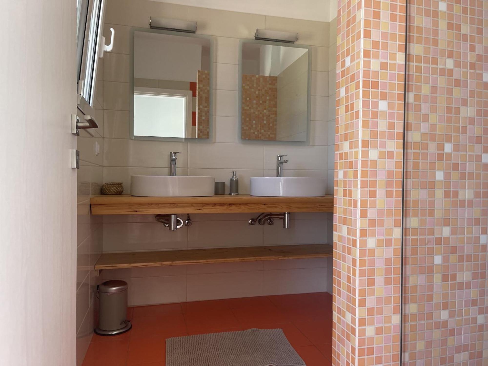 Villa Luxurious In Peloponnese With Swimming Pool *