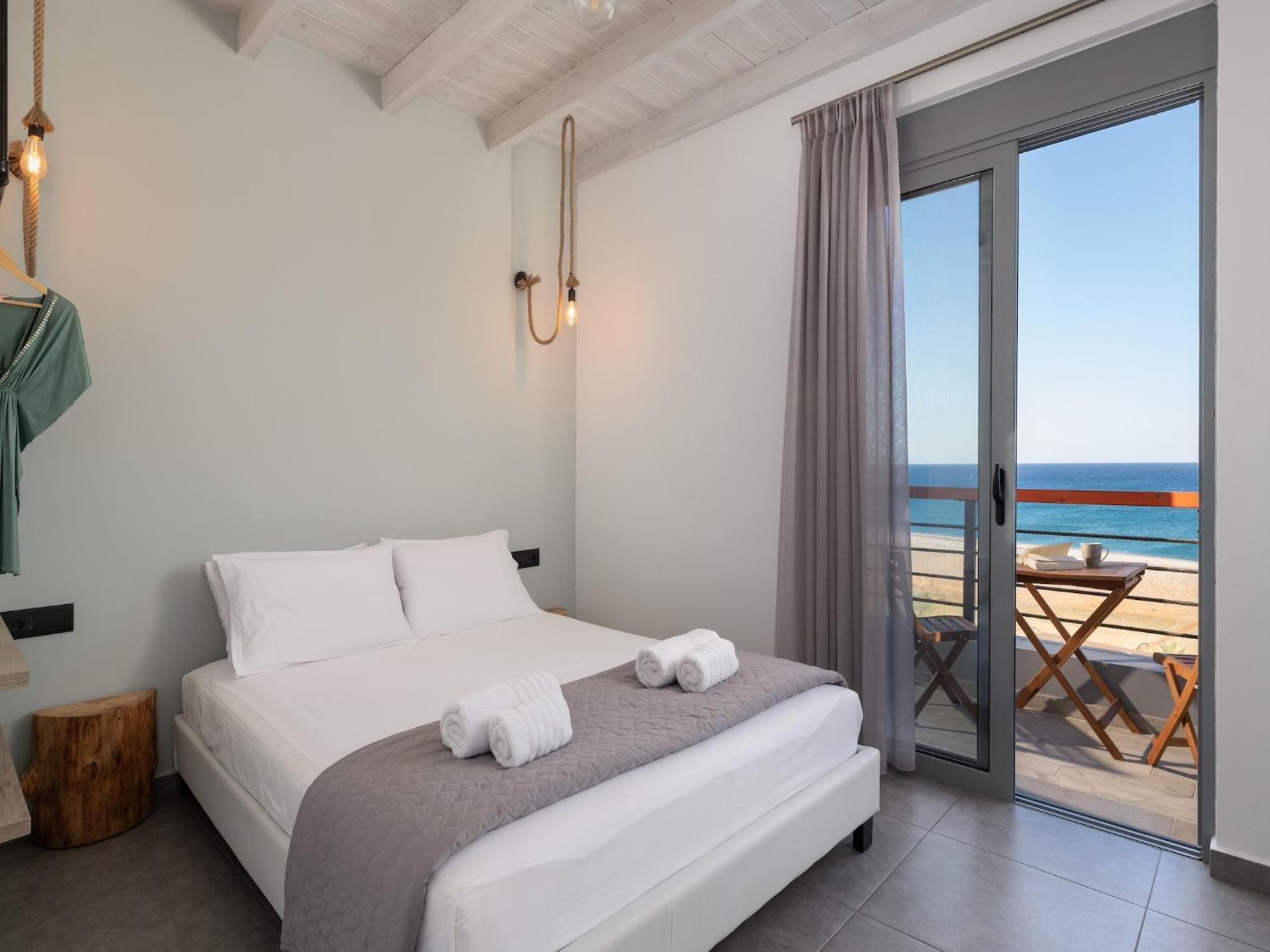Modern In With Private Pool Villa