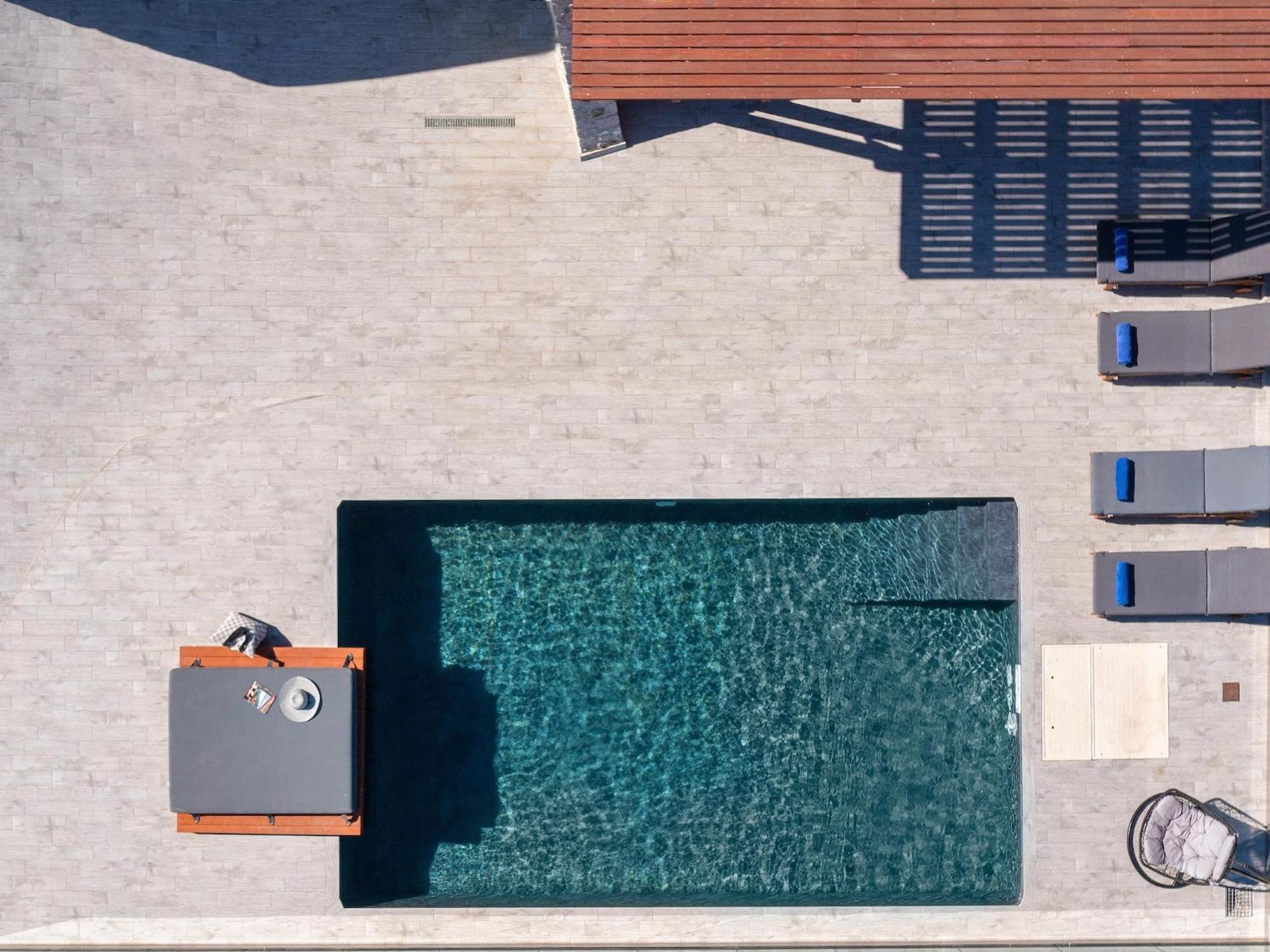 Villa Modern In With Private Pool *