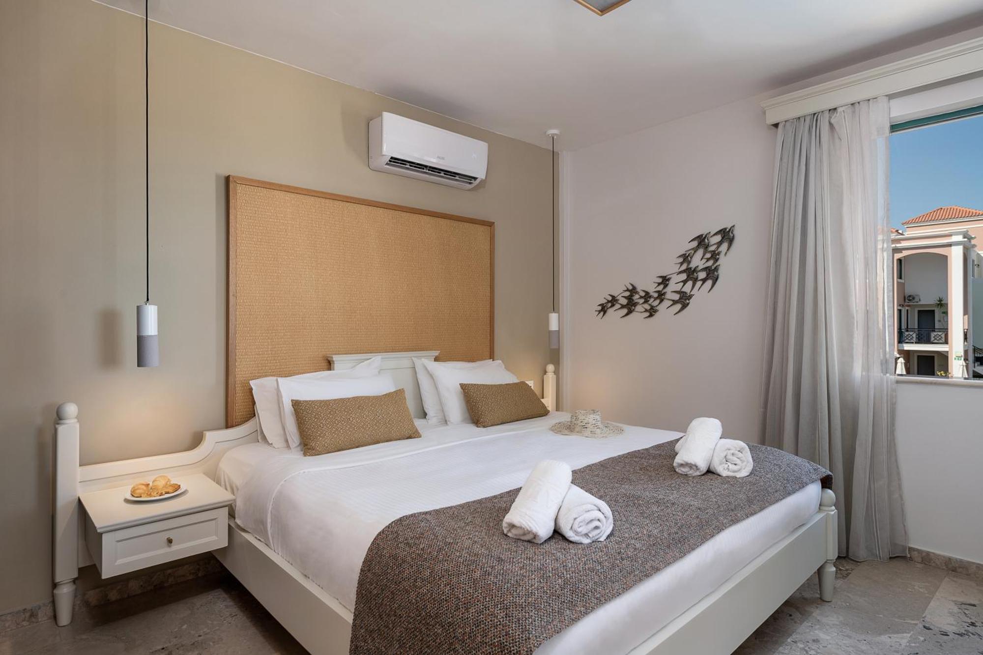 Caldera Village 4* Agia Marina (Crete)