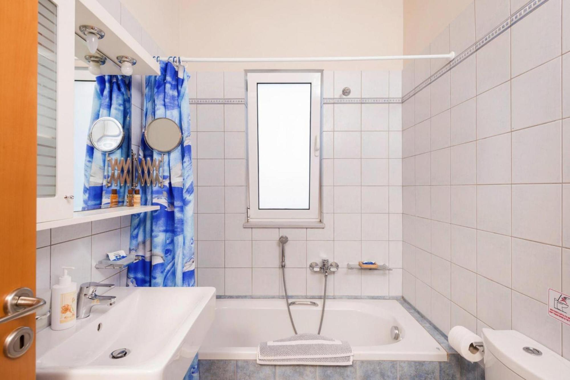 In Chania With Outdoor Pool Apartment *