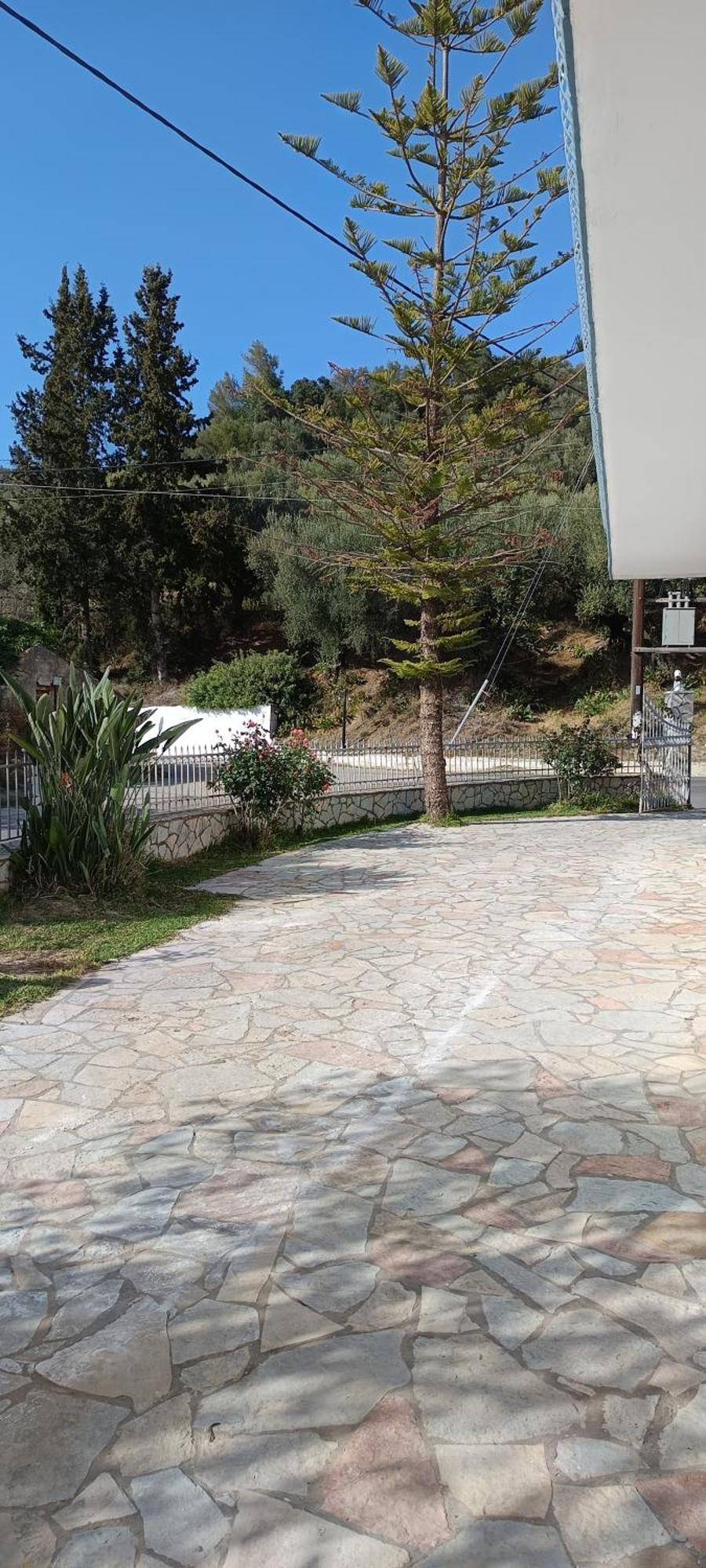 Hector's Aparthotel
