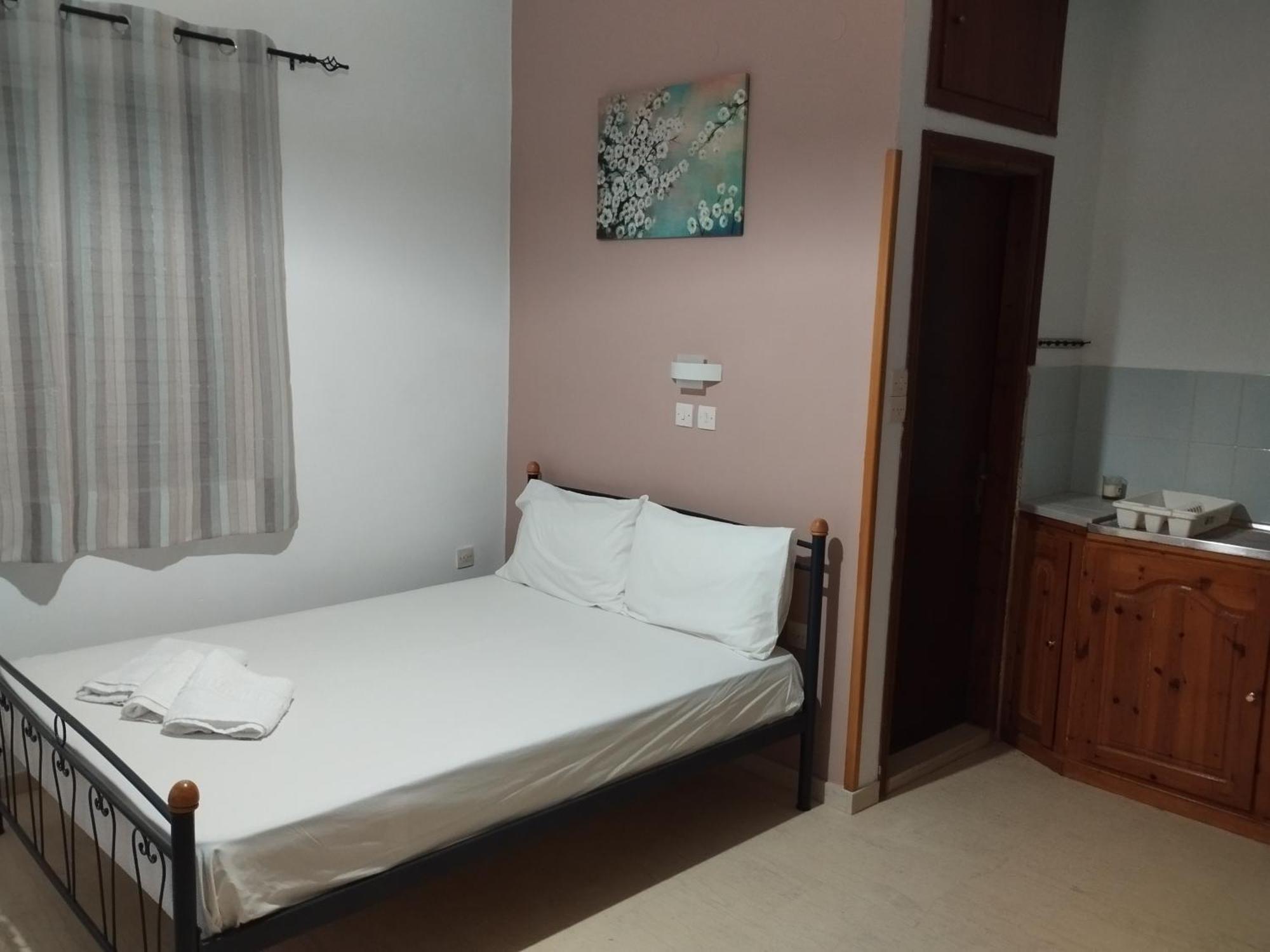 Hector's Aparthotel