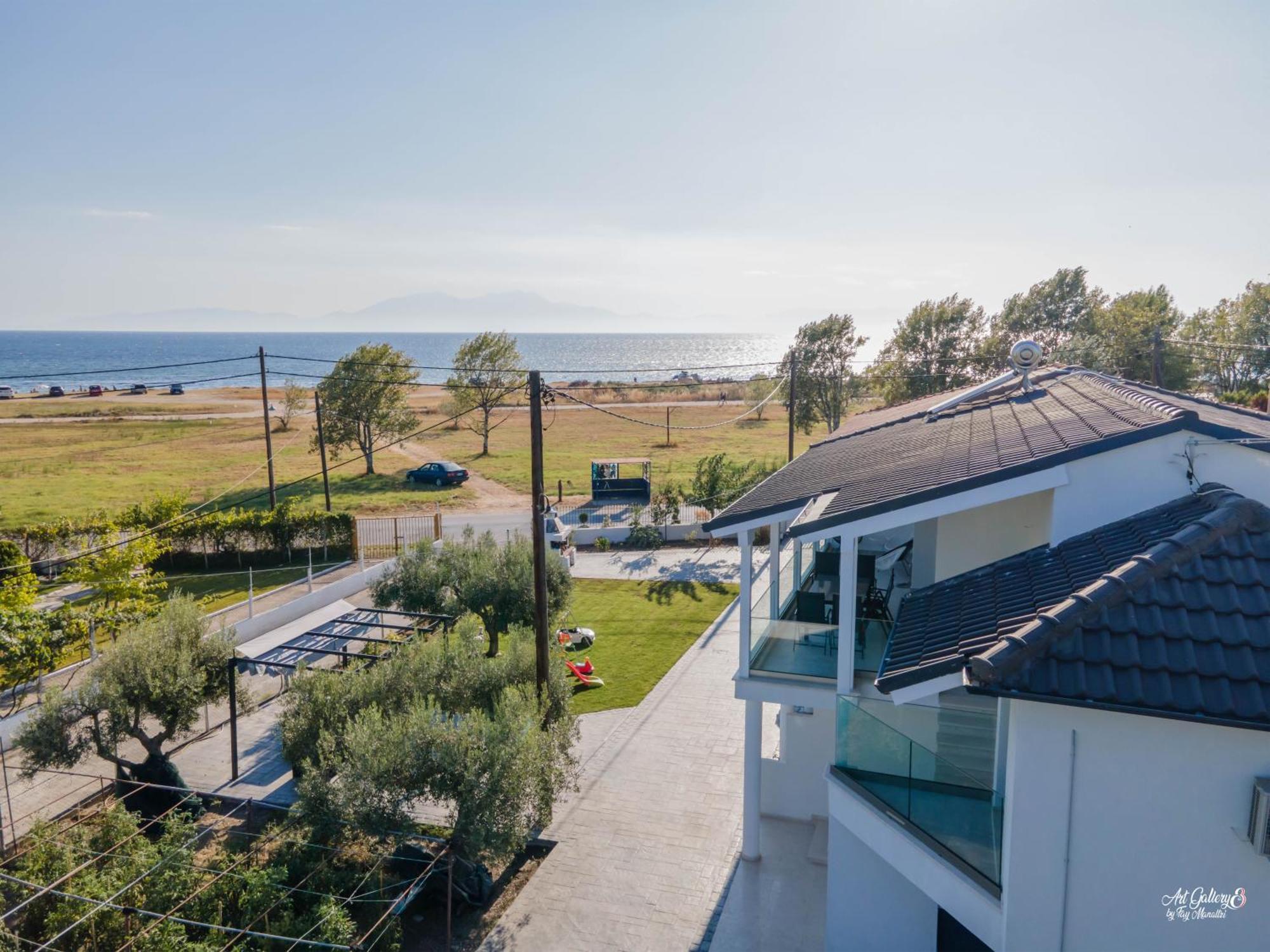 Iraklia Sea View Apartment