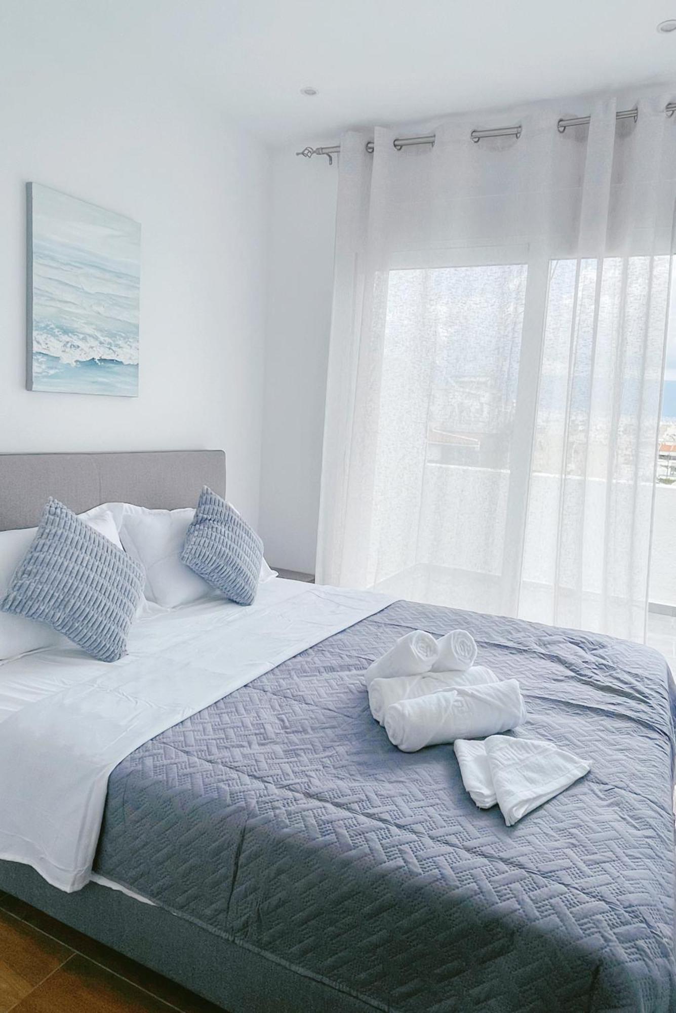 New Penthouse With Great View Apartment *