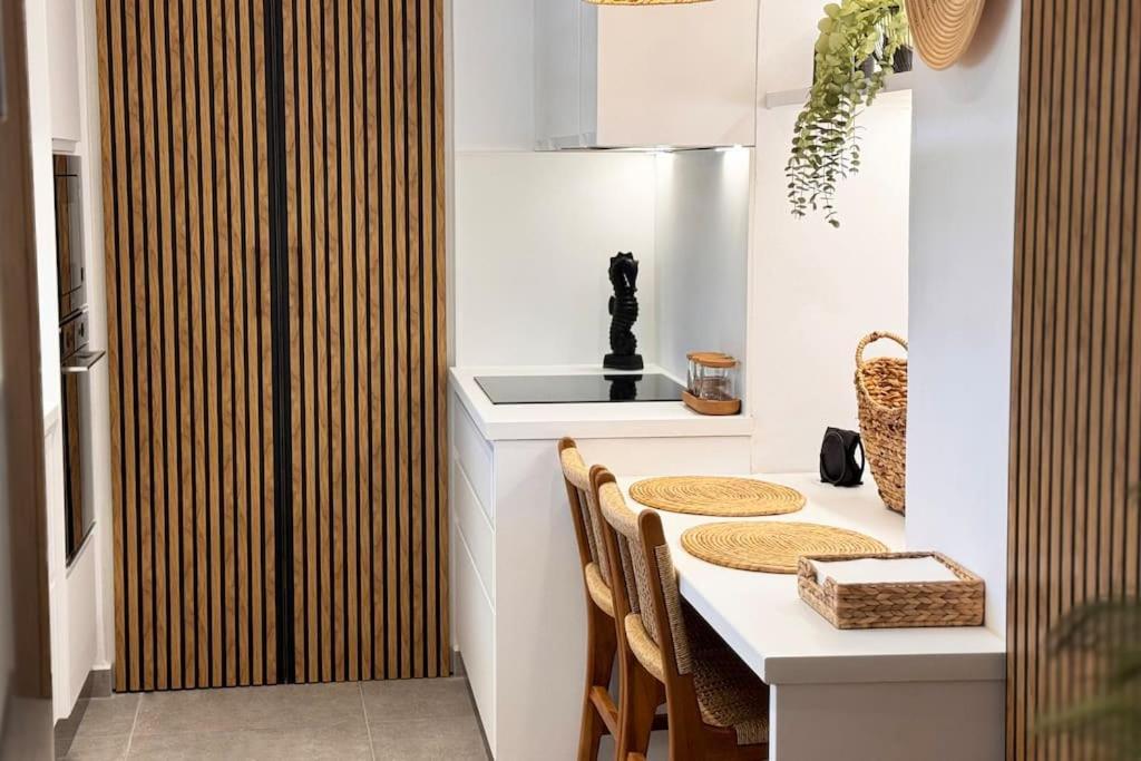 Angel Syros Luxury Apartment