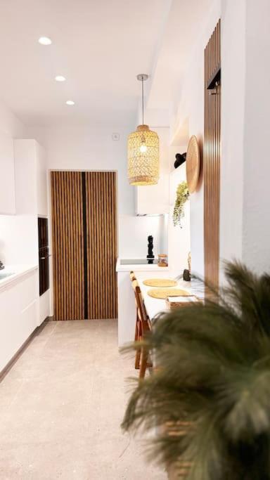 Angel Syros Luxury Apartment *