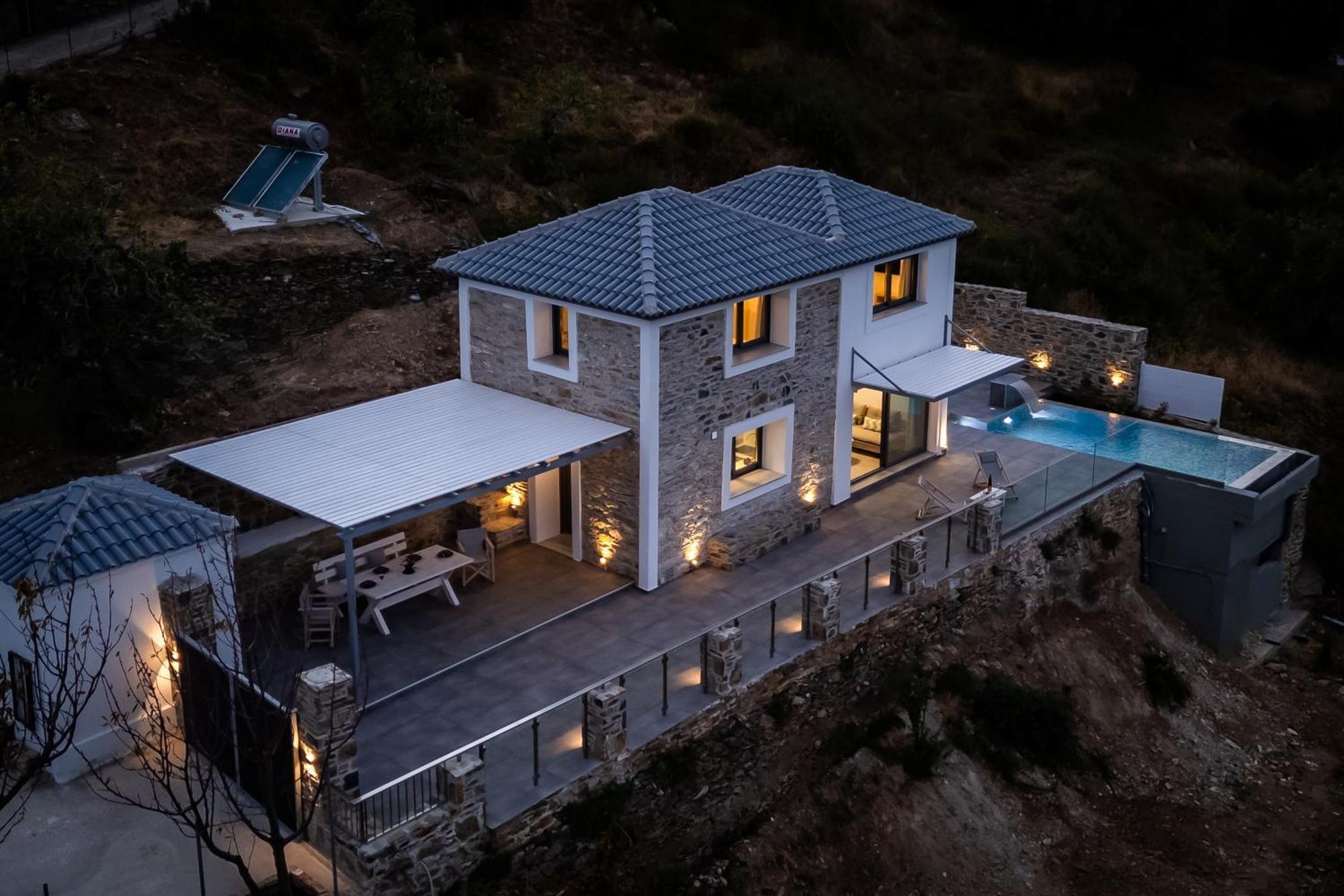 Jonina * Skopelos Town