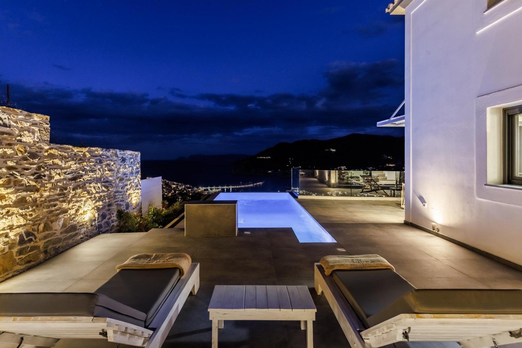 Jonina * Skopelos Town